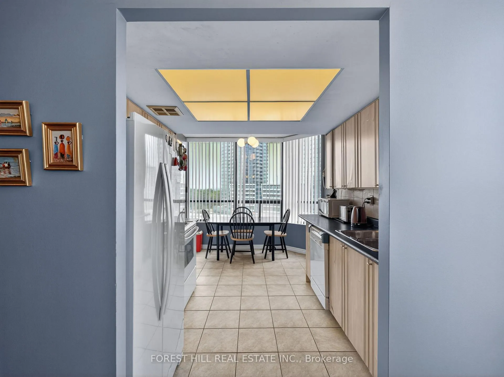 Photo 6 of Unit 1014, 7460 Bathurst Street, Vaughan, Brownridge — HOMEH