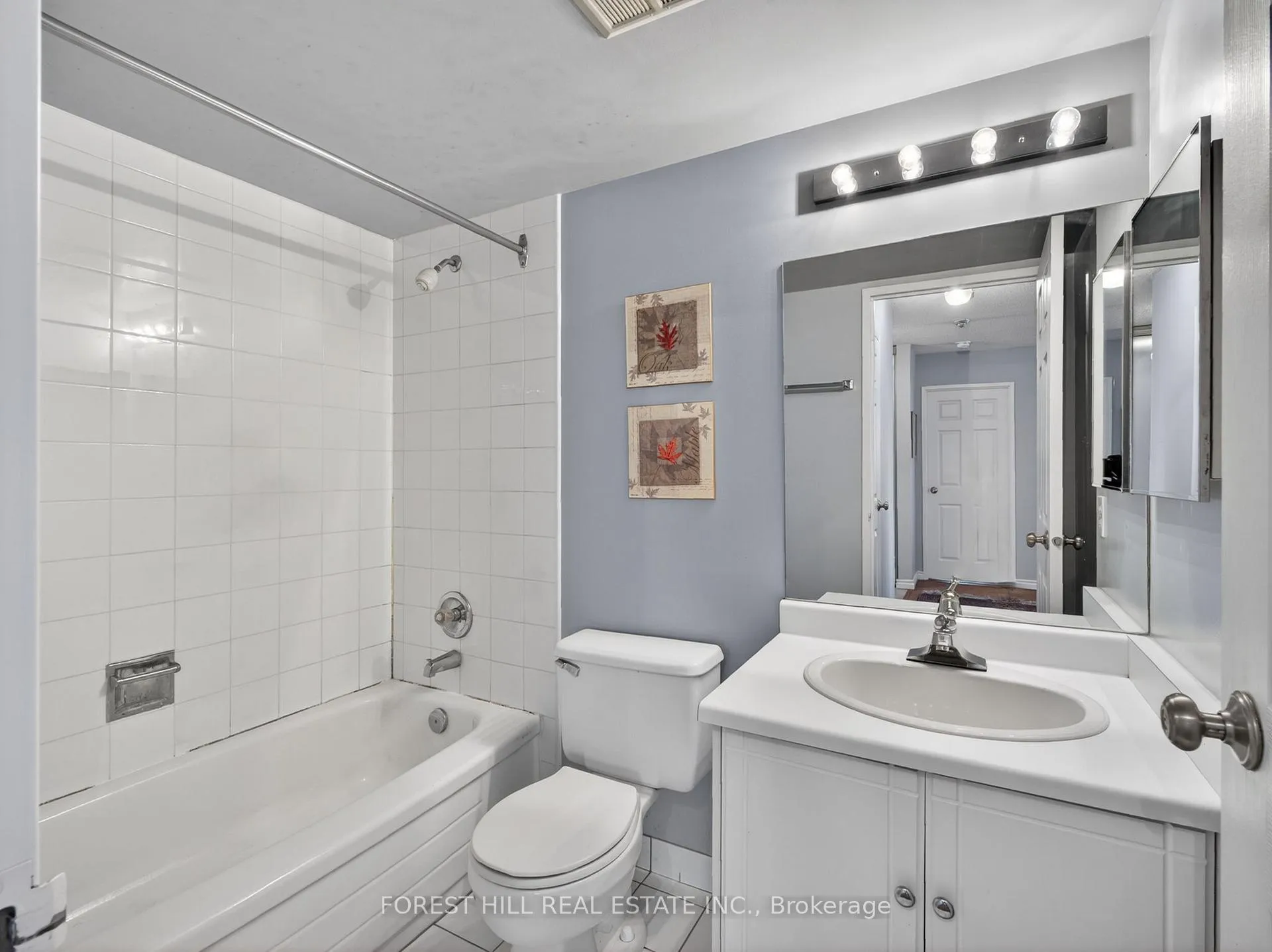 Photo 7 of Unit 1014, 7460 Bathurst Street, Vaughan, Brownridge — HOMEH
