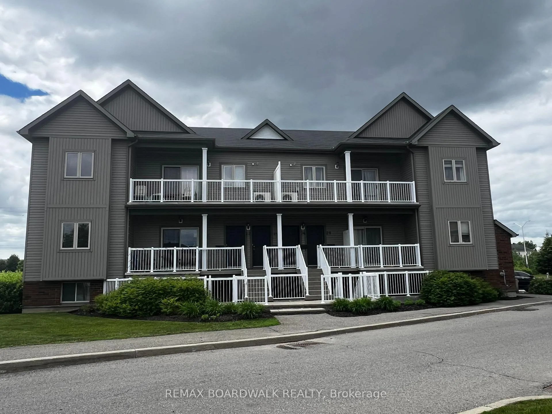 Photo 1 of Unit 55, 26 Sternes Private, Ottawa, Springridge/East Village — HOMEH