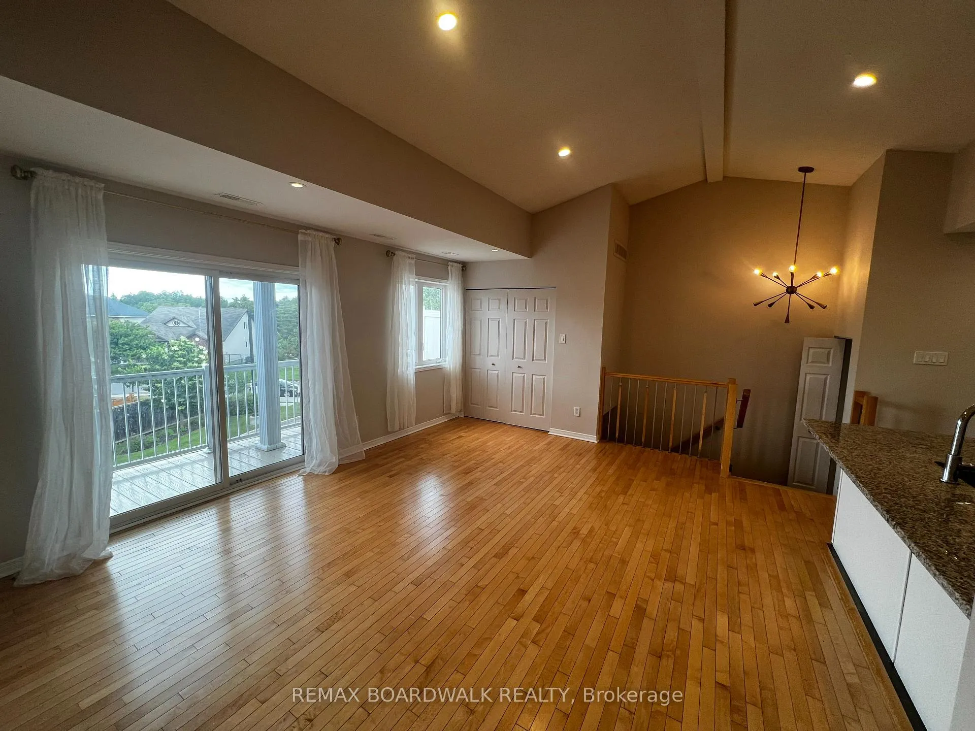 Photo 13 of Unit 55, 26 Sternes Private, Ottawa, Springridge/East Village — HOMEH