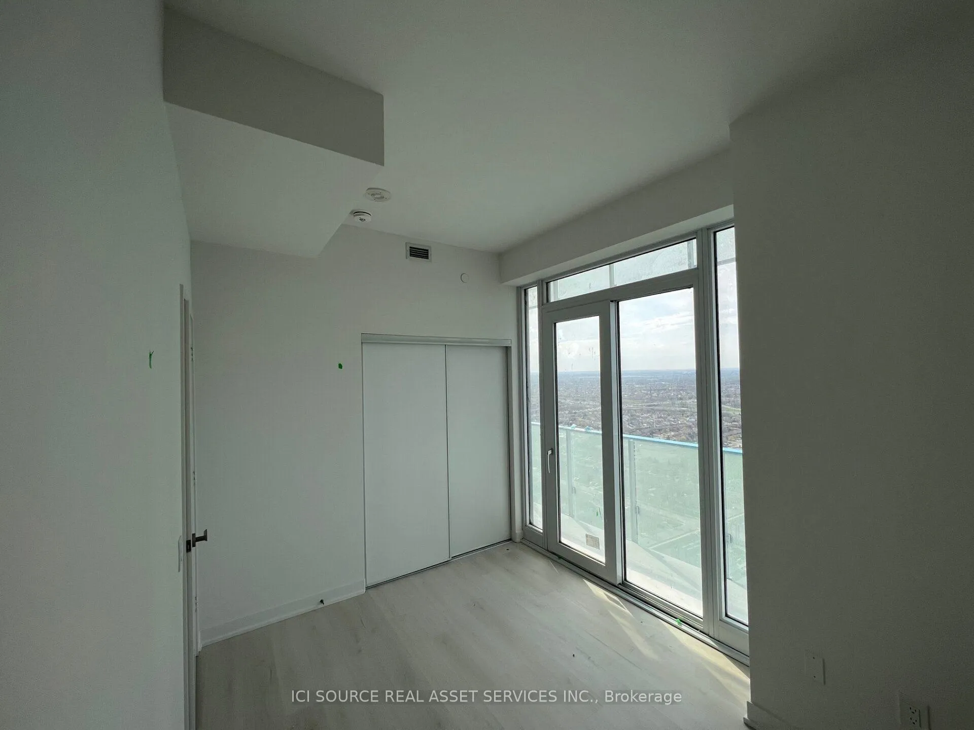 Photo 6 of Unit 3609, 3900 Confederation Parkway, Mississauga, City Centre — HOMEH