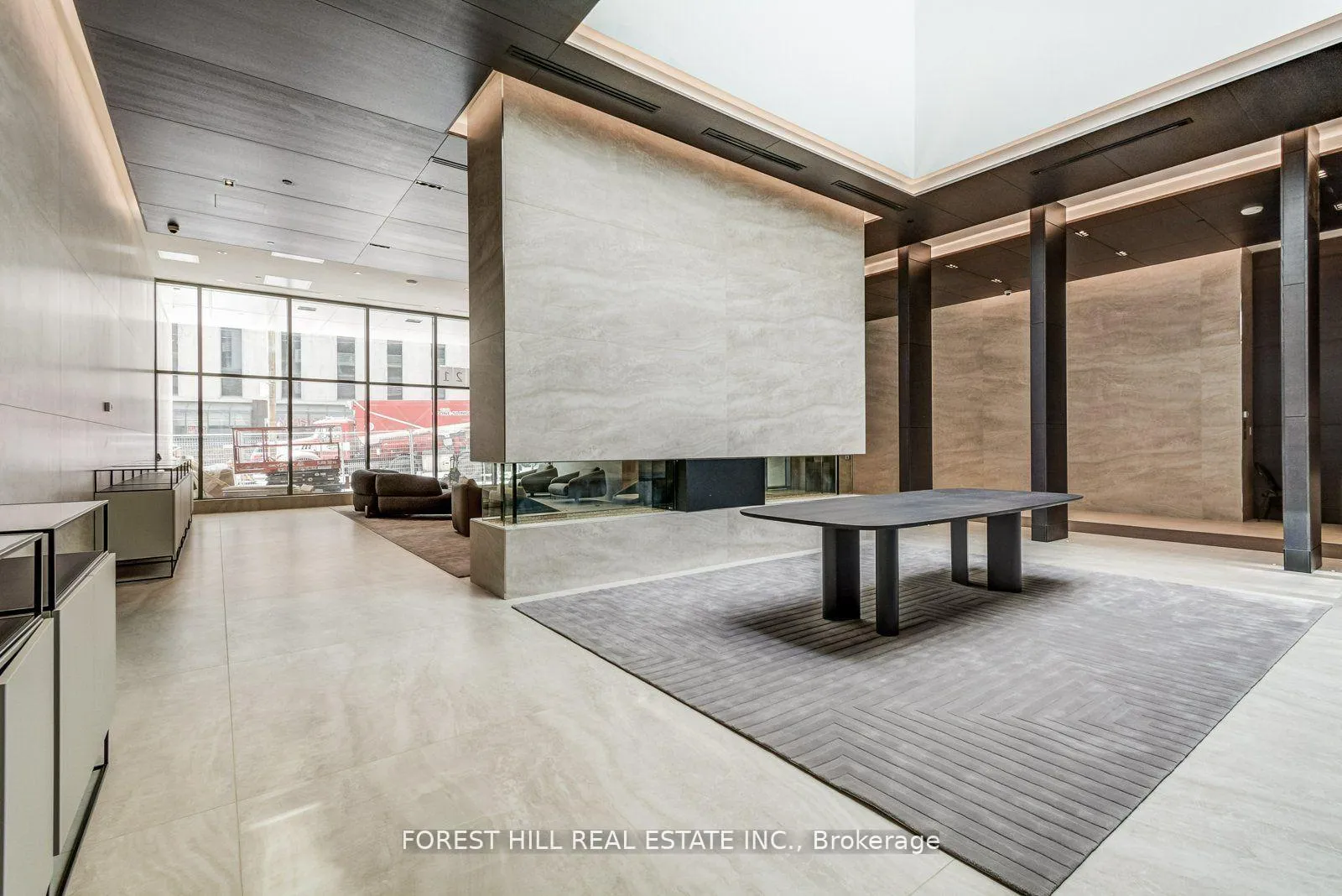 Photo 5 of Unit 5010, 2221 Yonge Street, Toronto, Mount Pleasant West — HOMEH