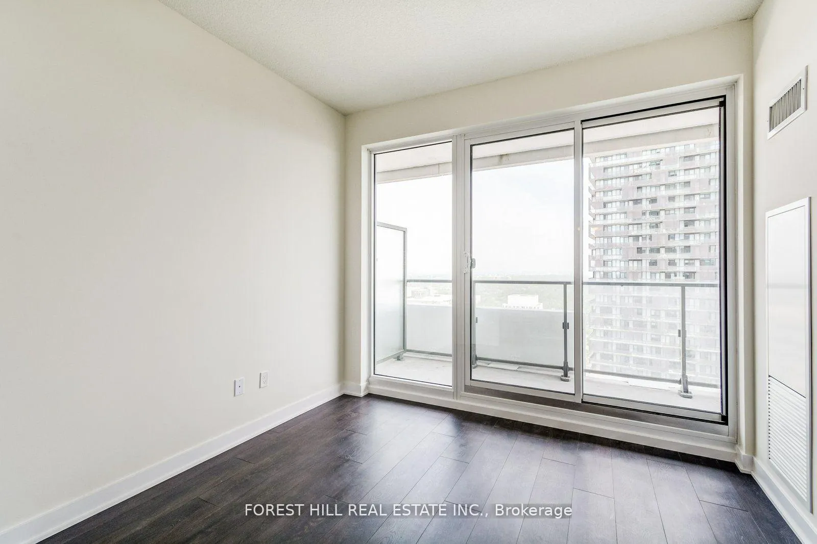 Photo 16 of Unit 5010, 2221 Yonge Street, Toronto, Mount Pleasant West — HOMEH