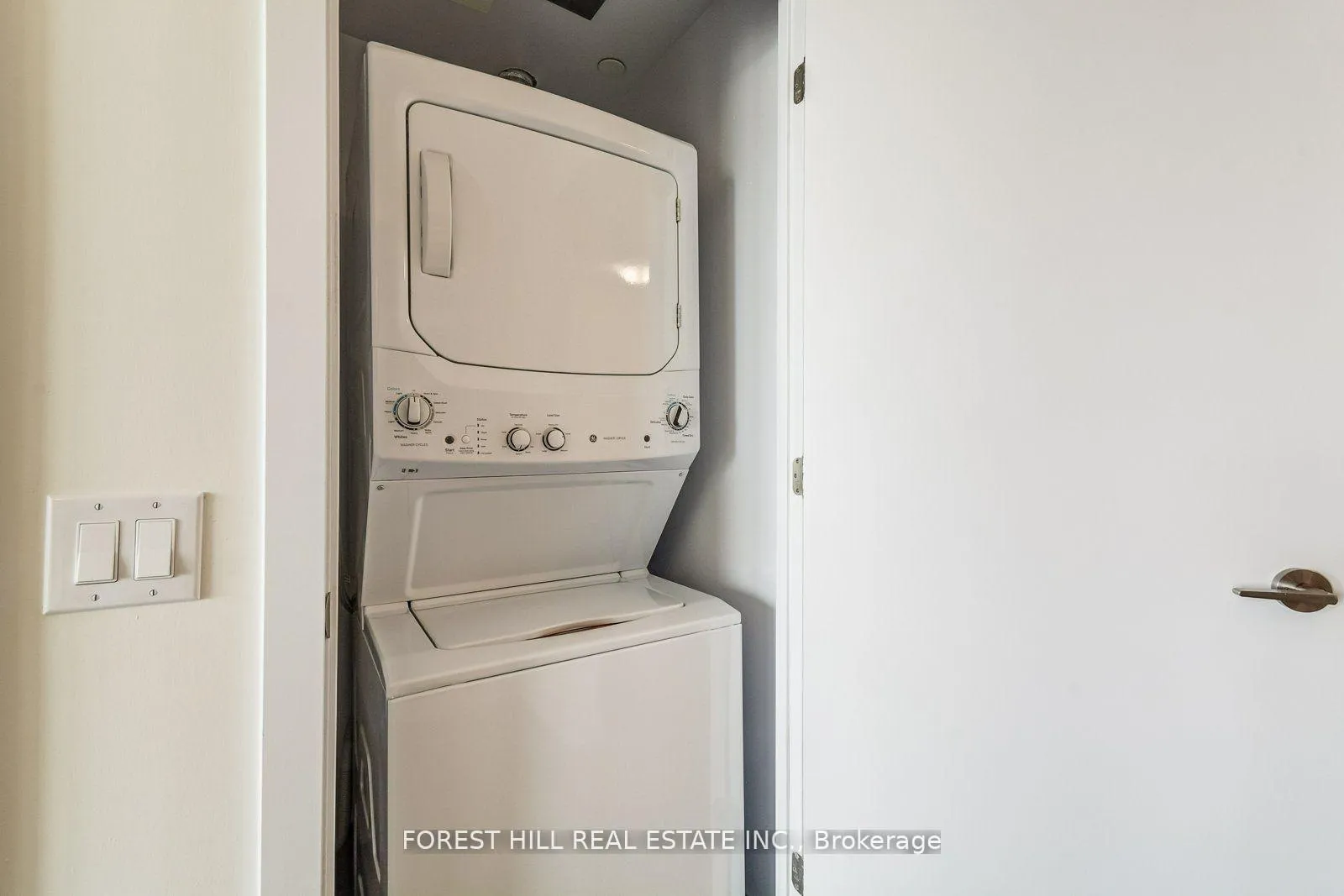 Photo 23 of Unit 5010, 2221 Yonge Street, Toronto, Mount Pleasant West — HOMEH