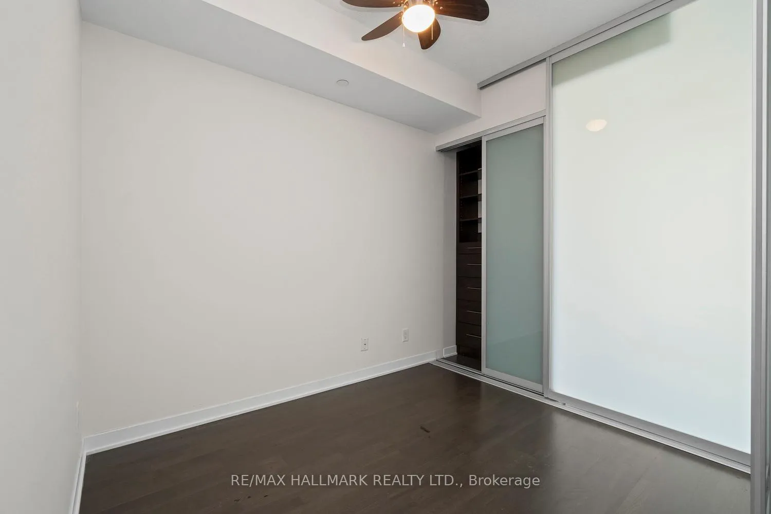 Photo 10 of Unit 2302, 90 Park Lawn Road, Etobicoke, Mimico — HOMEH
