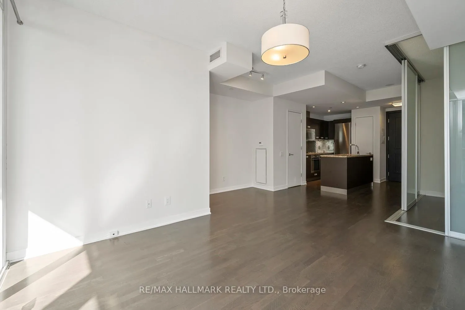 Photo 15 of Unit 2302, 90 Park Lawn Road, Etobicoke, Mimico — HOMEH