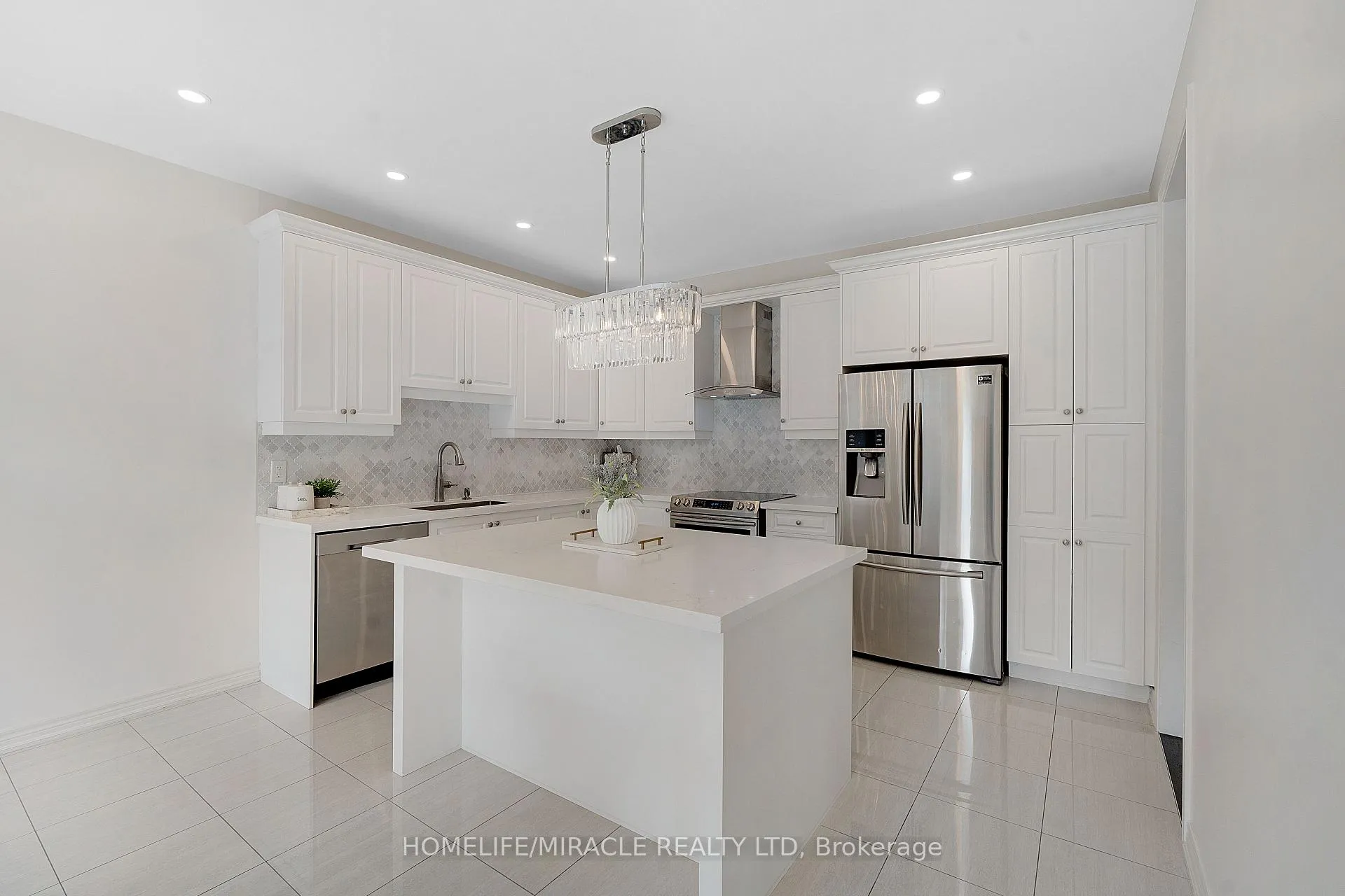 Photo 14 of 23 Gillis Road, Brampton, Bram West — HOMEH