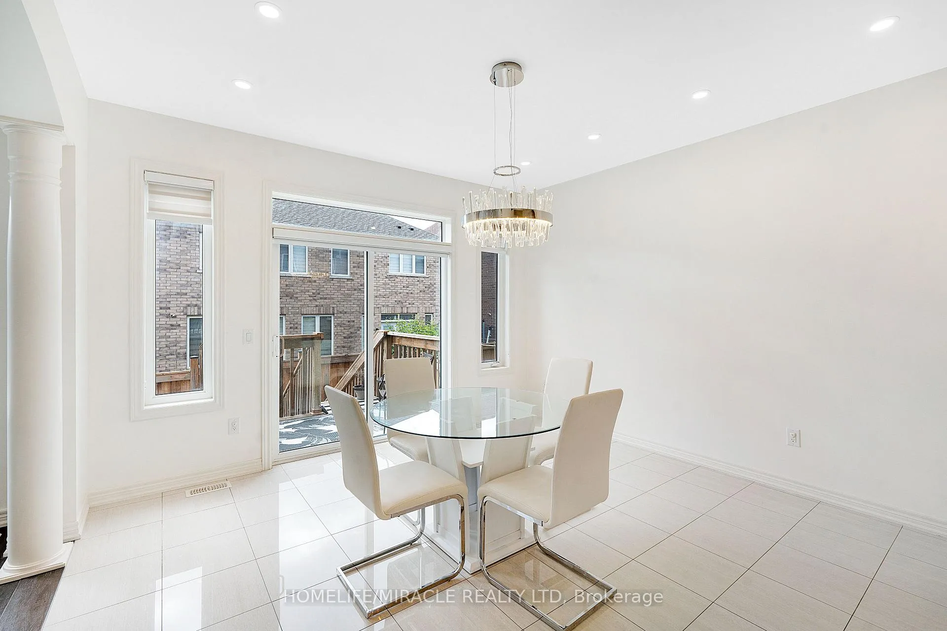 Photo 15 of 23 Gillis Road, Brampton, Bram West — HOMEH