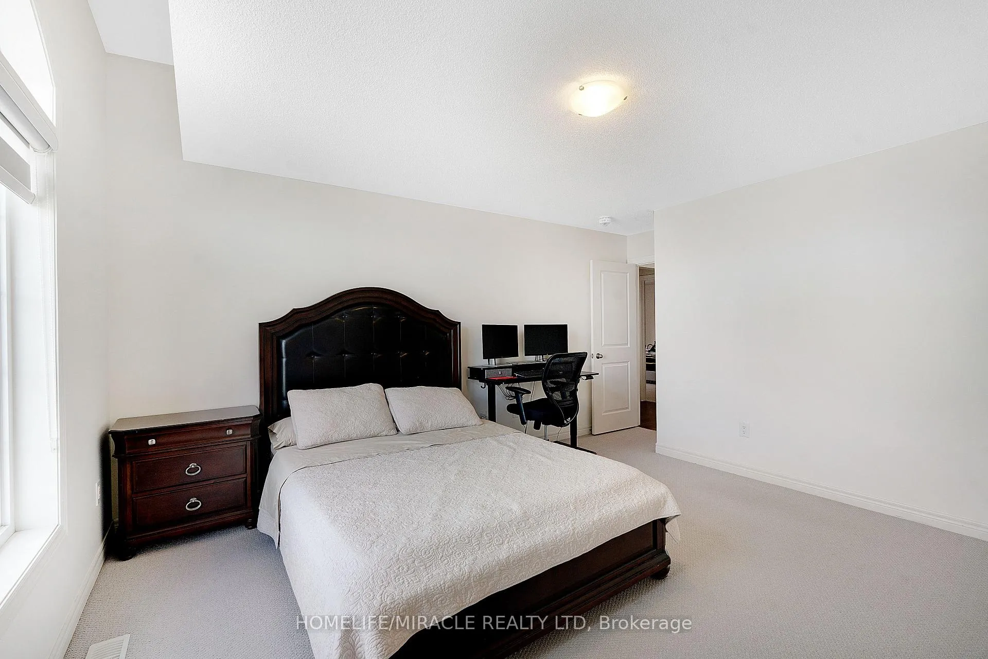 Photo 34 of 23 Gillis Road, Brampton, Bram West — HOMEH