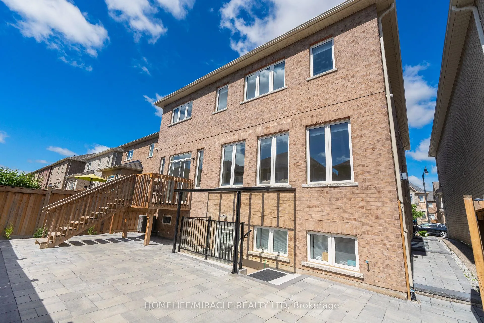 Photo 50 of 23 Gillis Road, Brampton, Bram West — HOMEH