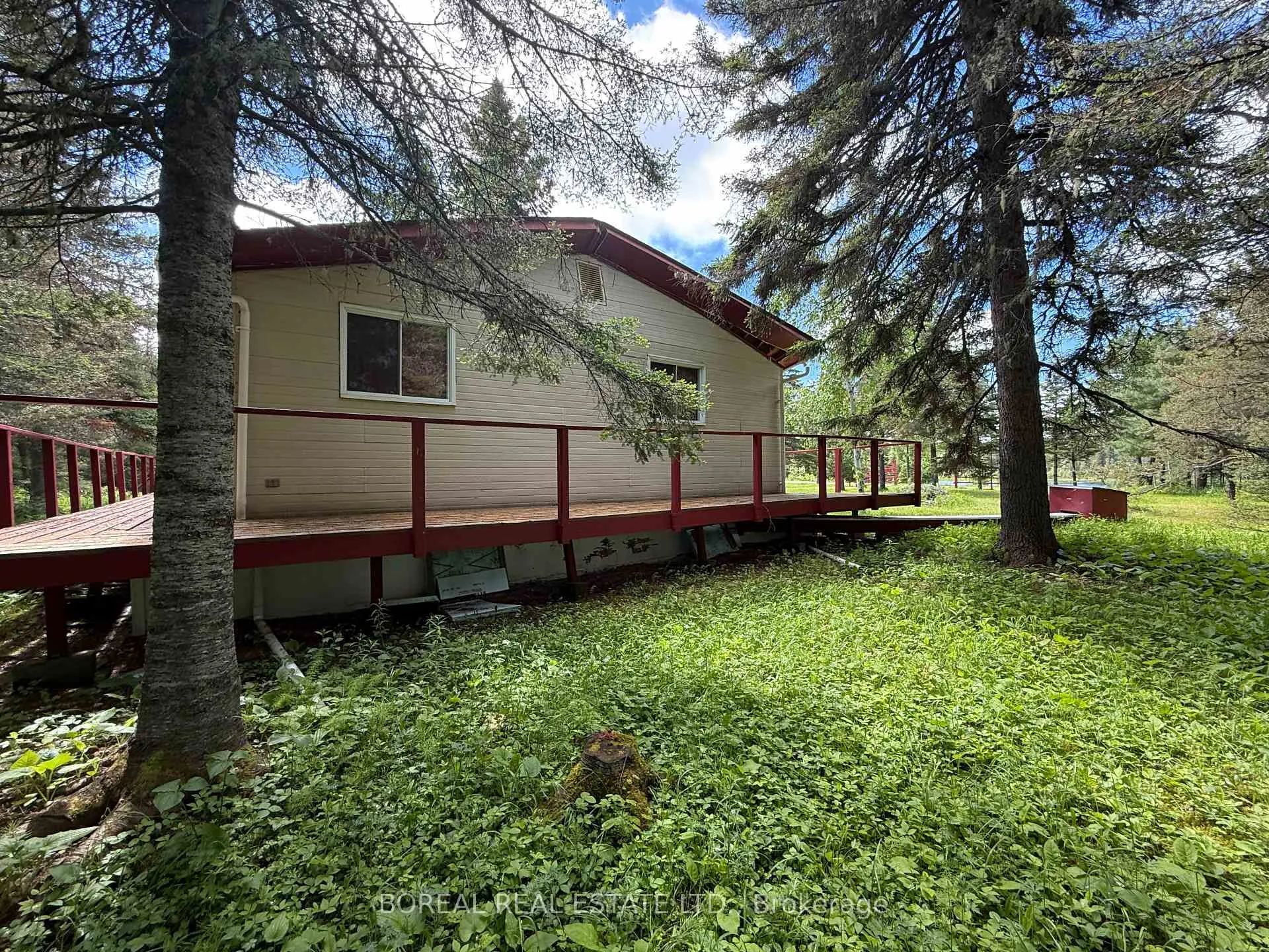 Photo 14 of 81 Bentley Lake Road, Cochrane — HOMEH