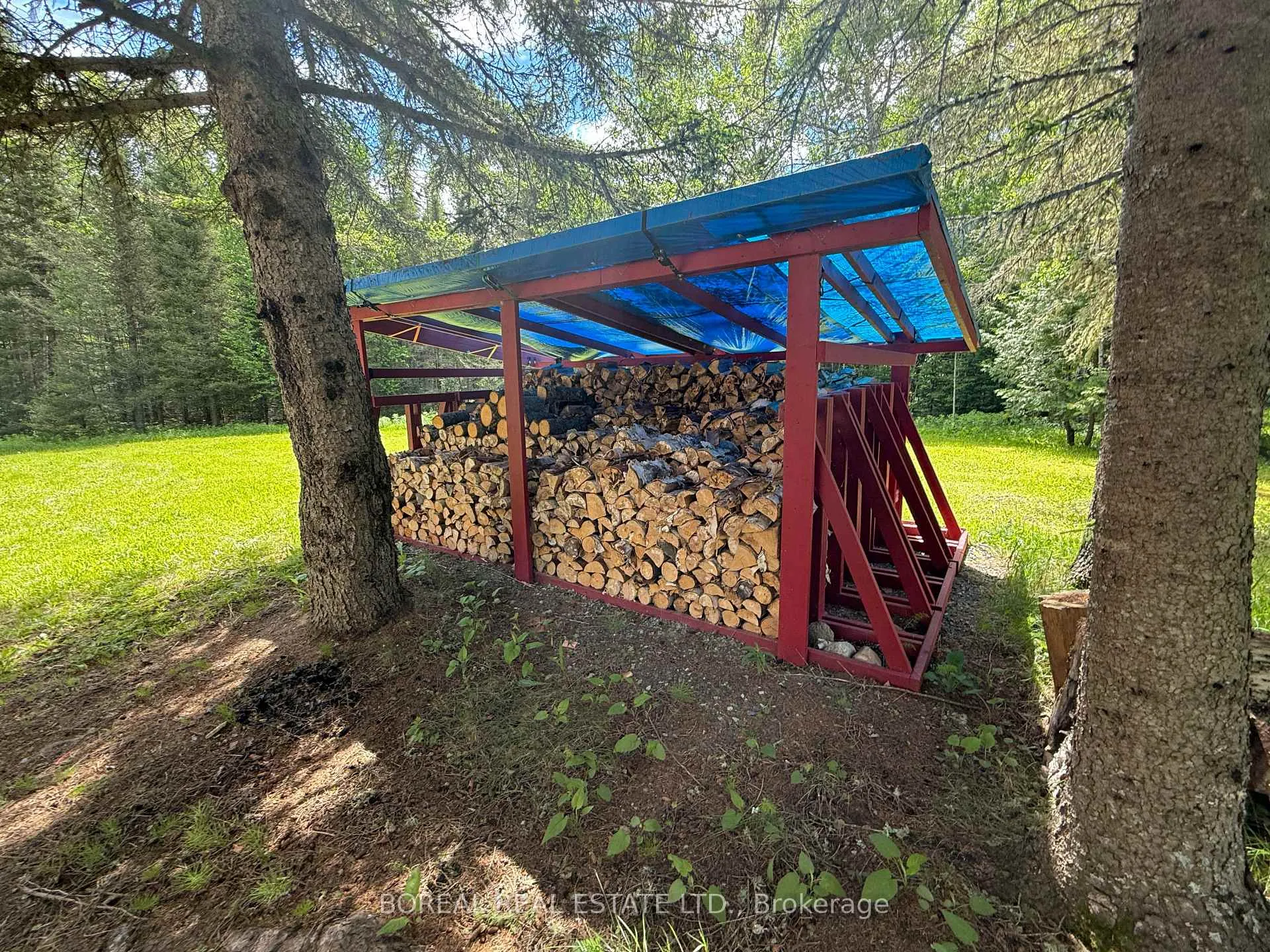 Photo 17 of 81 Bentley Lake Road, Cochrane — HOMEH