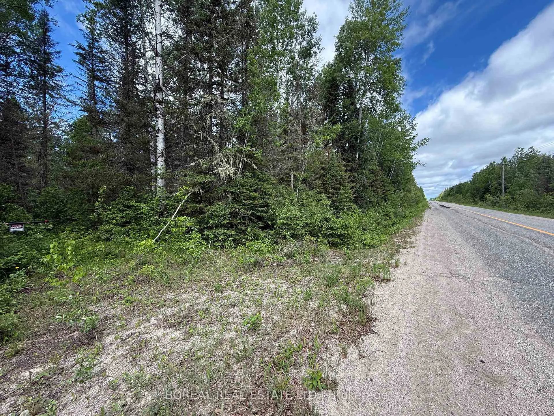 Photo 19 of 81 Bentley Lake Road, Cochrane — HOMEH