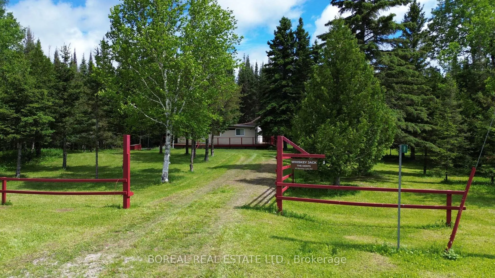 Photo 32 of 81 Bentley Lake Road, Cochrane — HOMEH