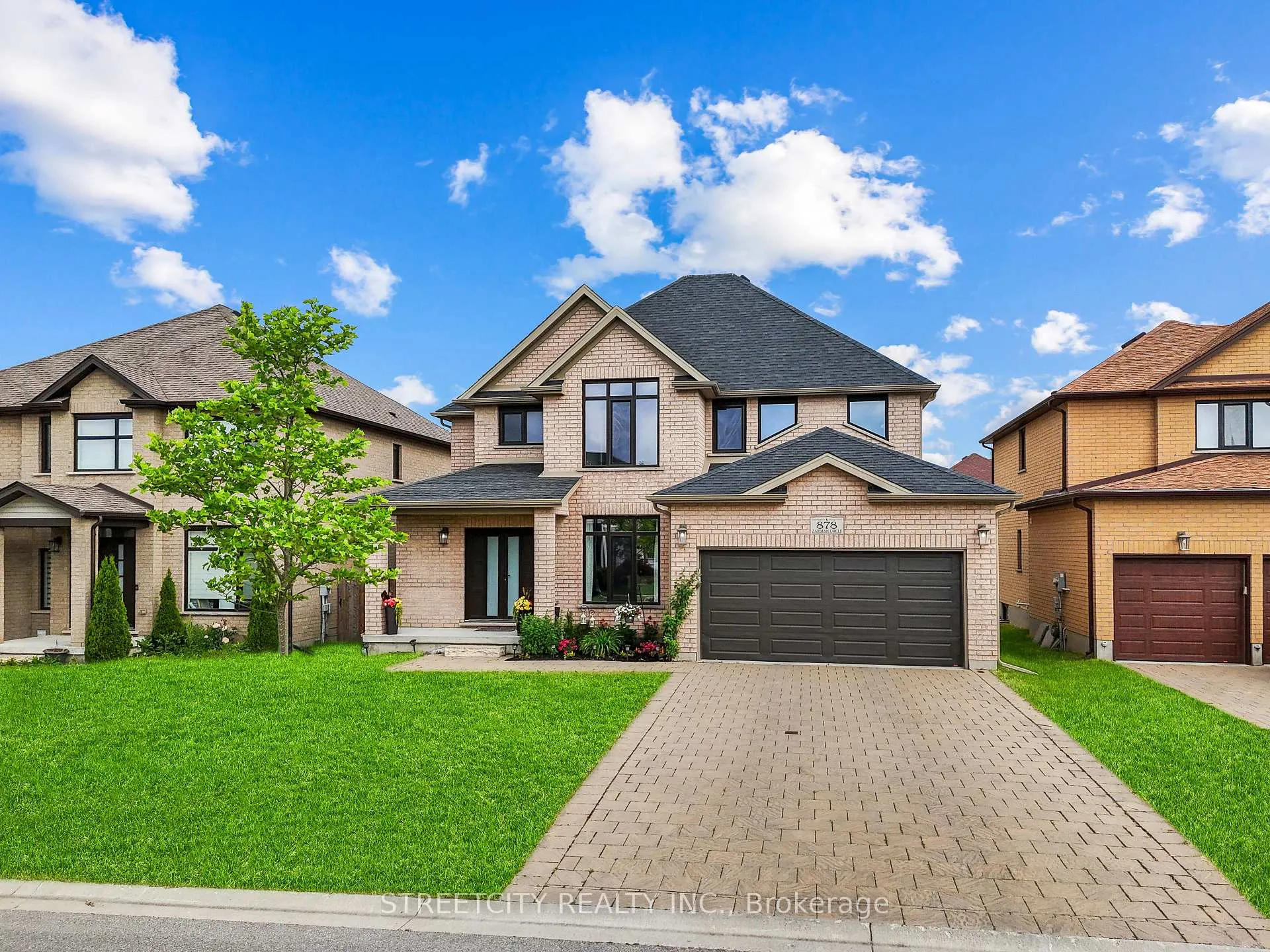 Photo 1 of 878 Zaifman Circle, London, North B — HOMEH