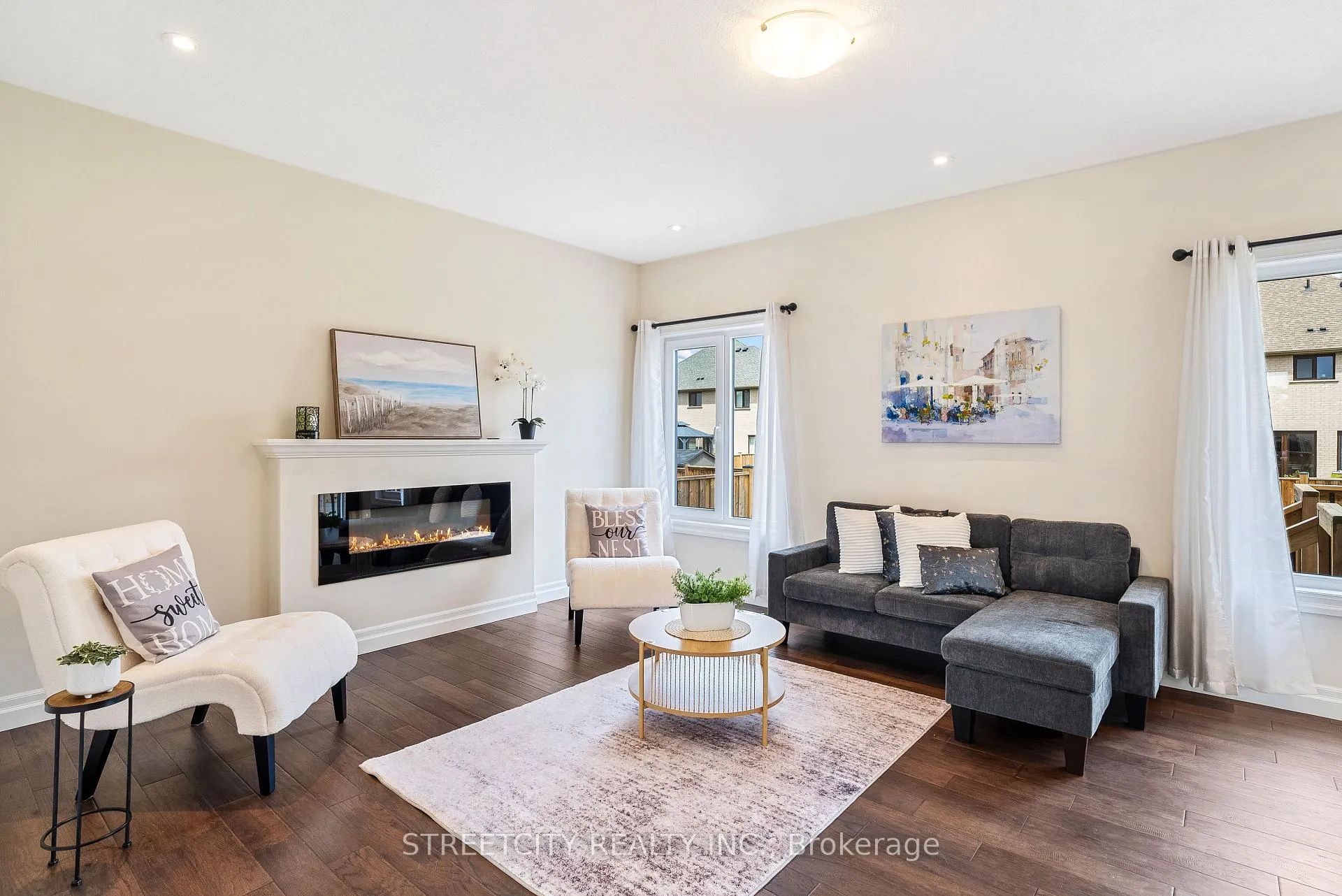 Photo 11 of 878 Zaifman Circle, London, North B — HOMEH