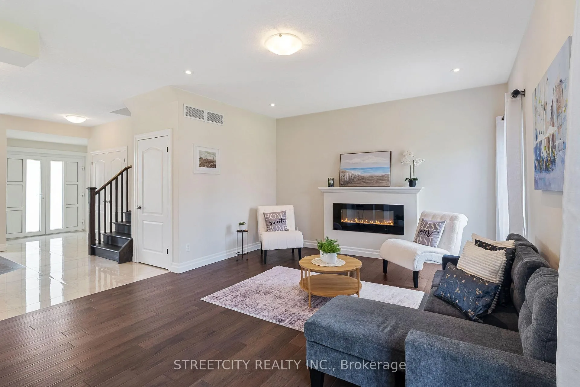 Photo 12 of 878 Zaifman Circle, London, North B — HOMEH