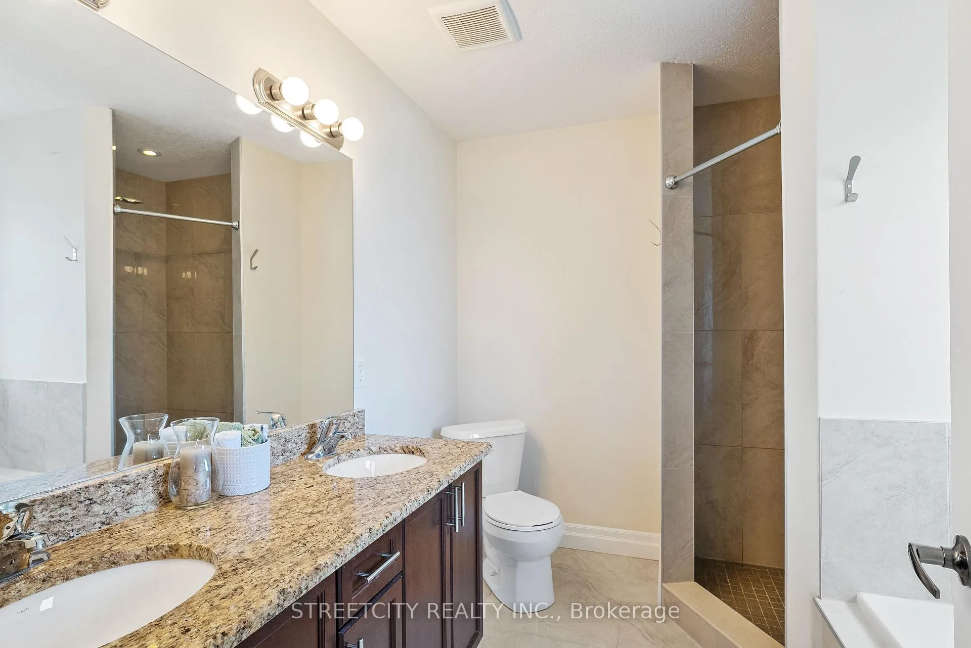 Photo 25 of 878 Zaifman Circle, London, North B — HOMEH