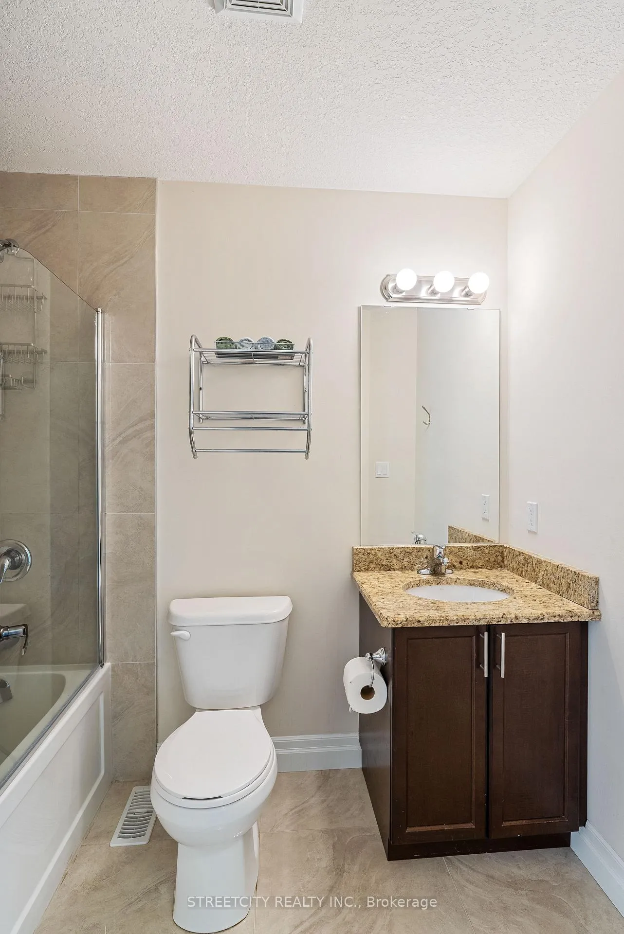 Photo 37 of 878 Zaifman Circle, London, North B — HOMEH