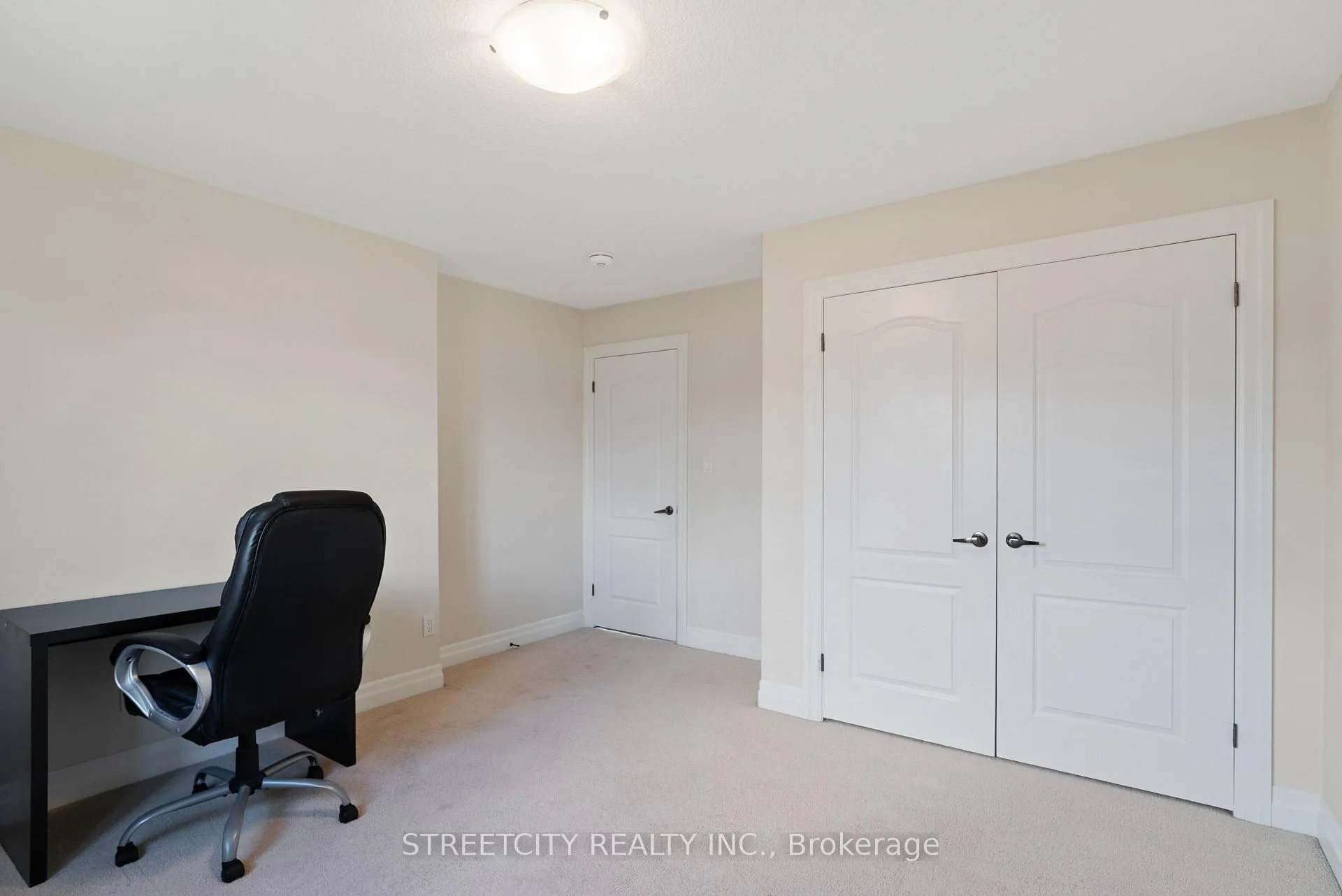 Photo 39 of 878 Zaifman Circle, London, North B — HOMEH