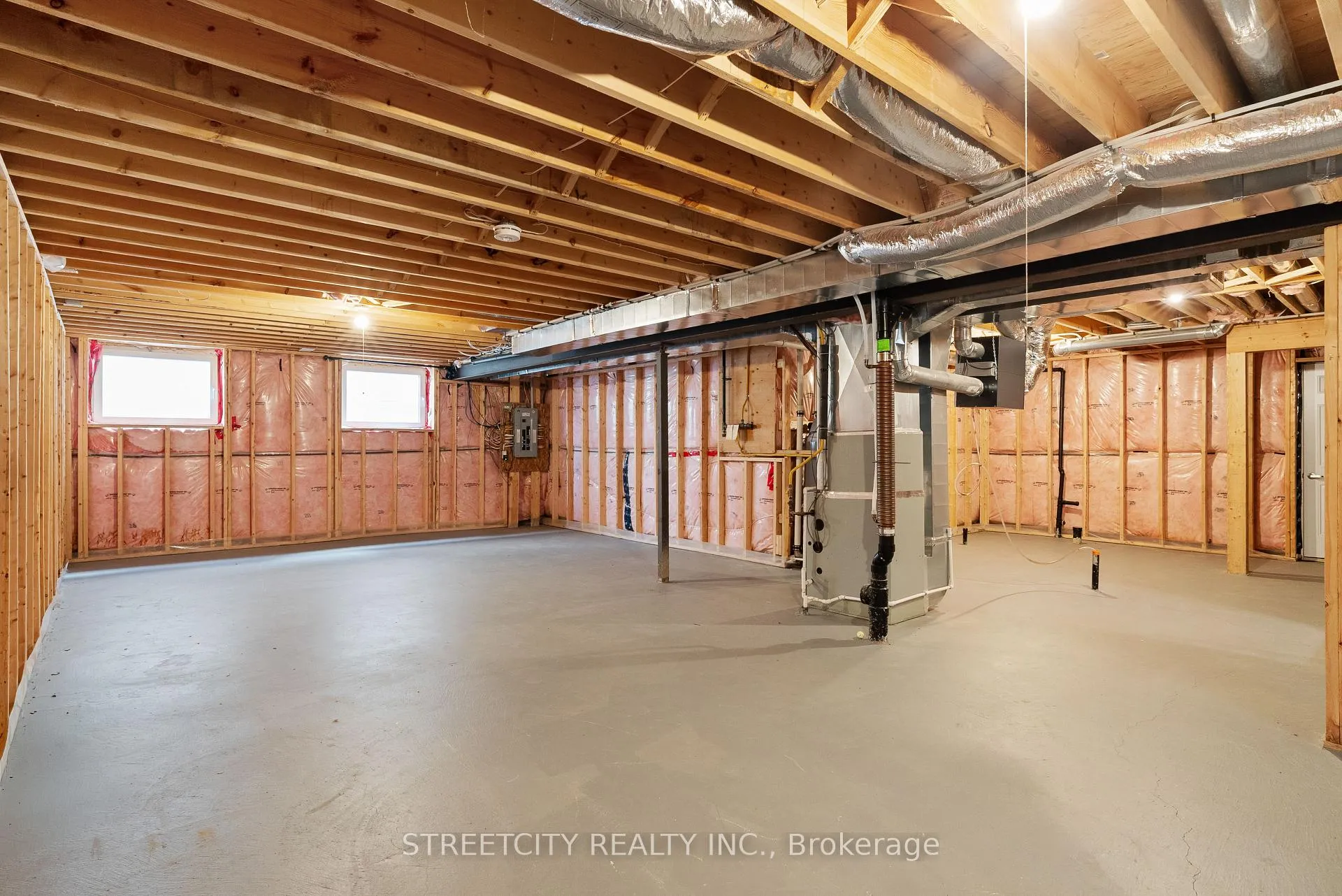 Photo 41 of 878 Zaifman Circle, London, North B — HOMEH