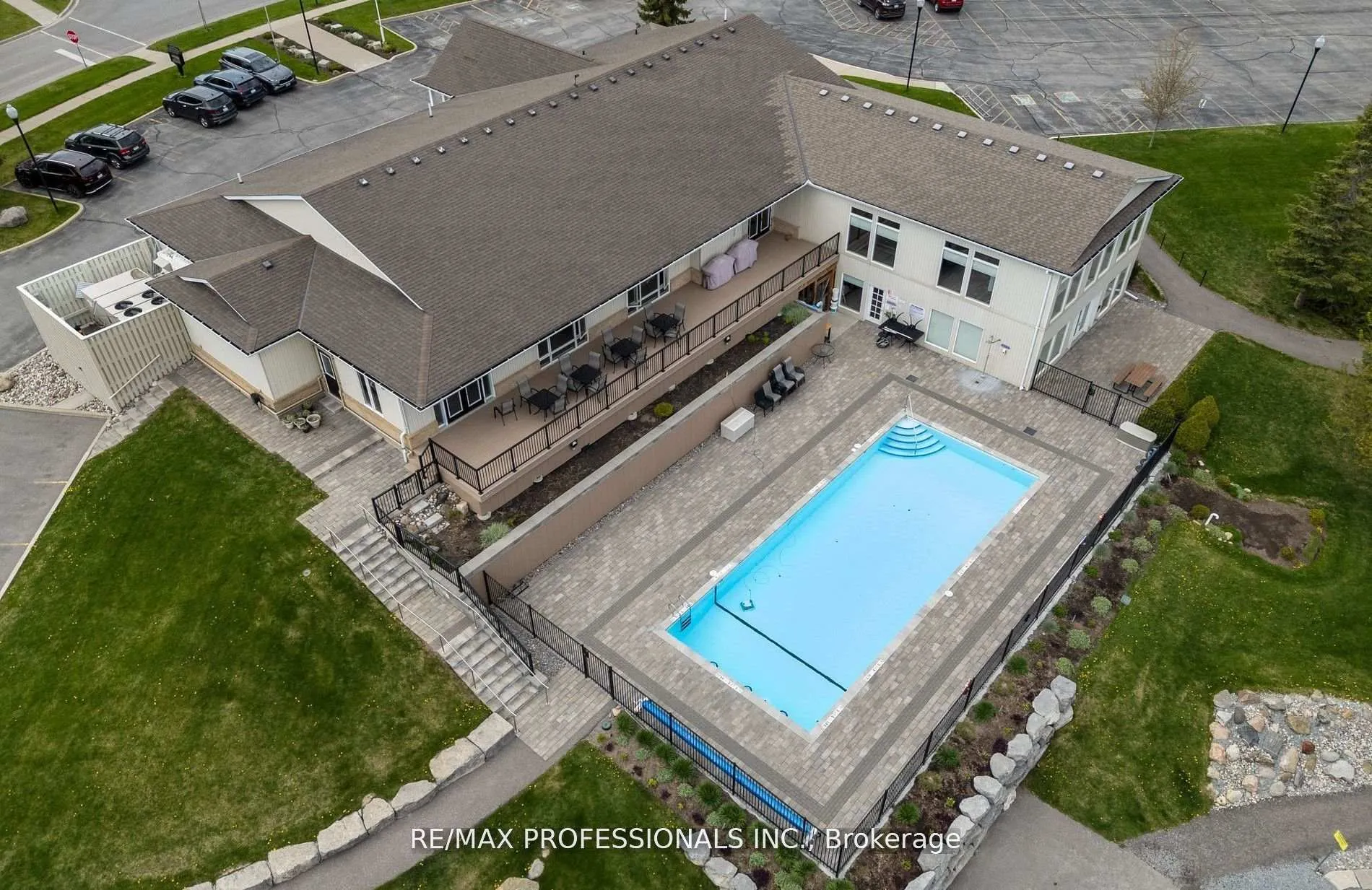 Photo 23 of 96 Waterbury Crescent, Scugog, Port Perry — HOMEH