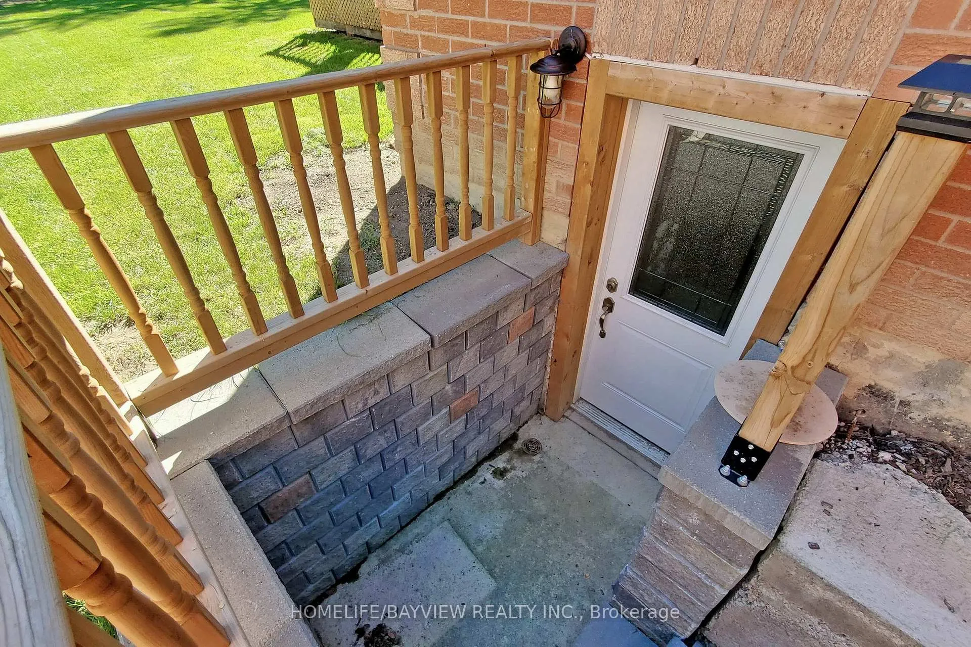 Photo 3 of 72 Lensmith Drive, Aurora, Aurora Highlands — HOMEH