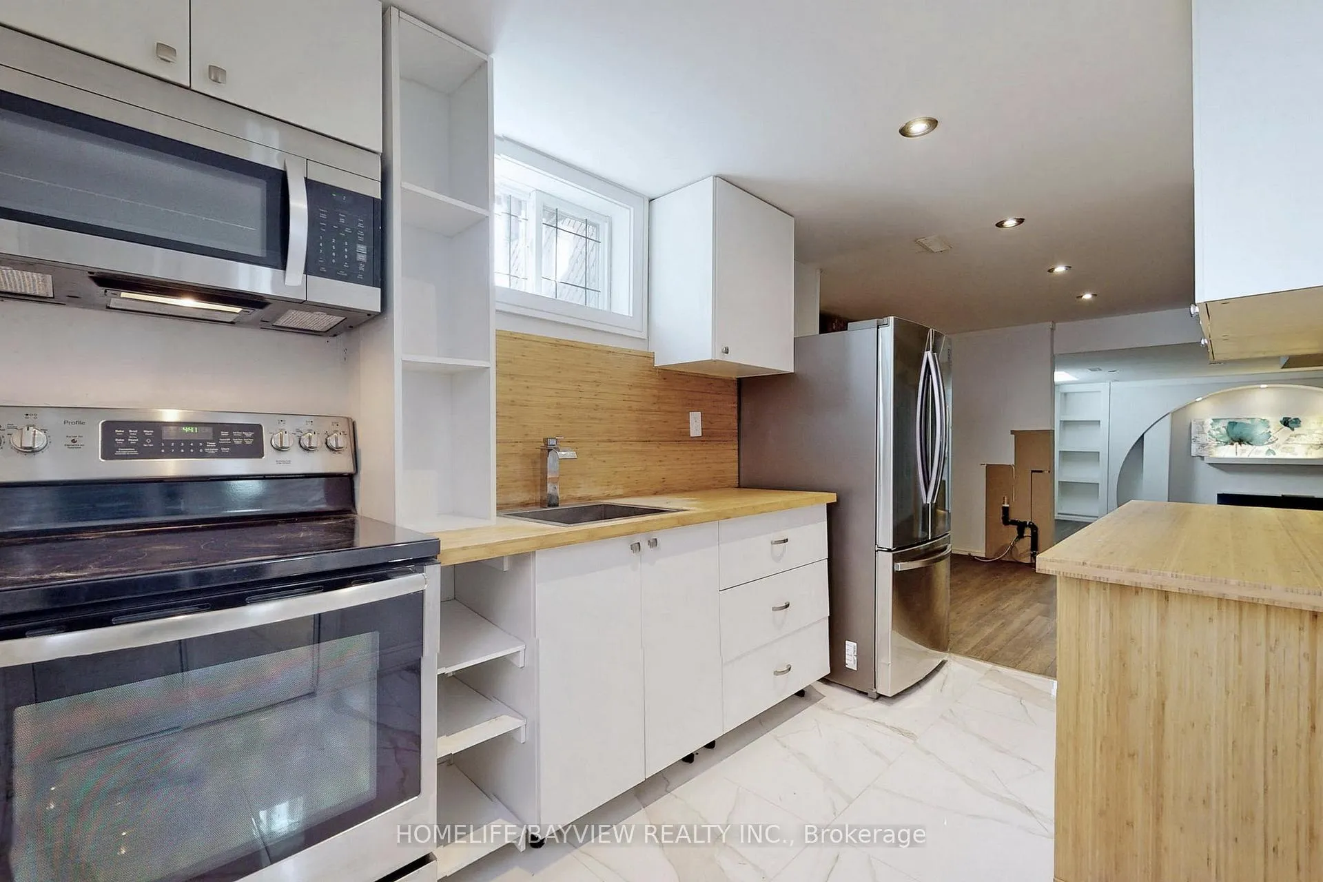Photo 5 of 72 Lensmith Drive, Aurora, Aurora Highlands — HOMEH