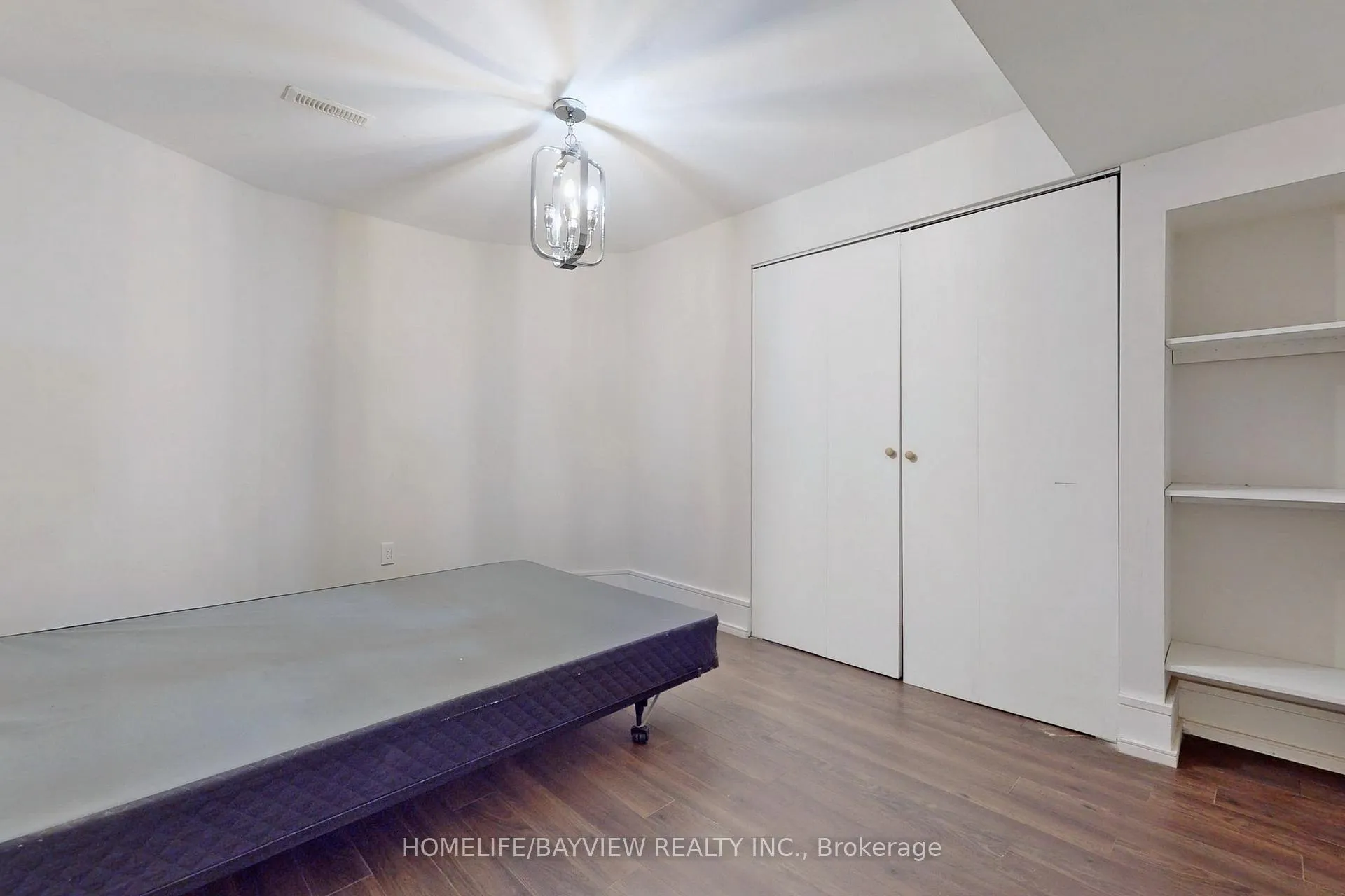 Photo 13 of 72 Lensmith Drive, Aurora, Aurora Highlands — HOMEH