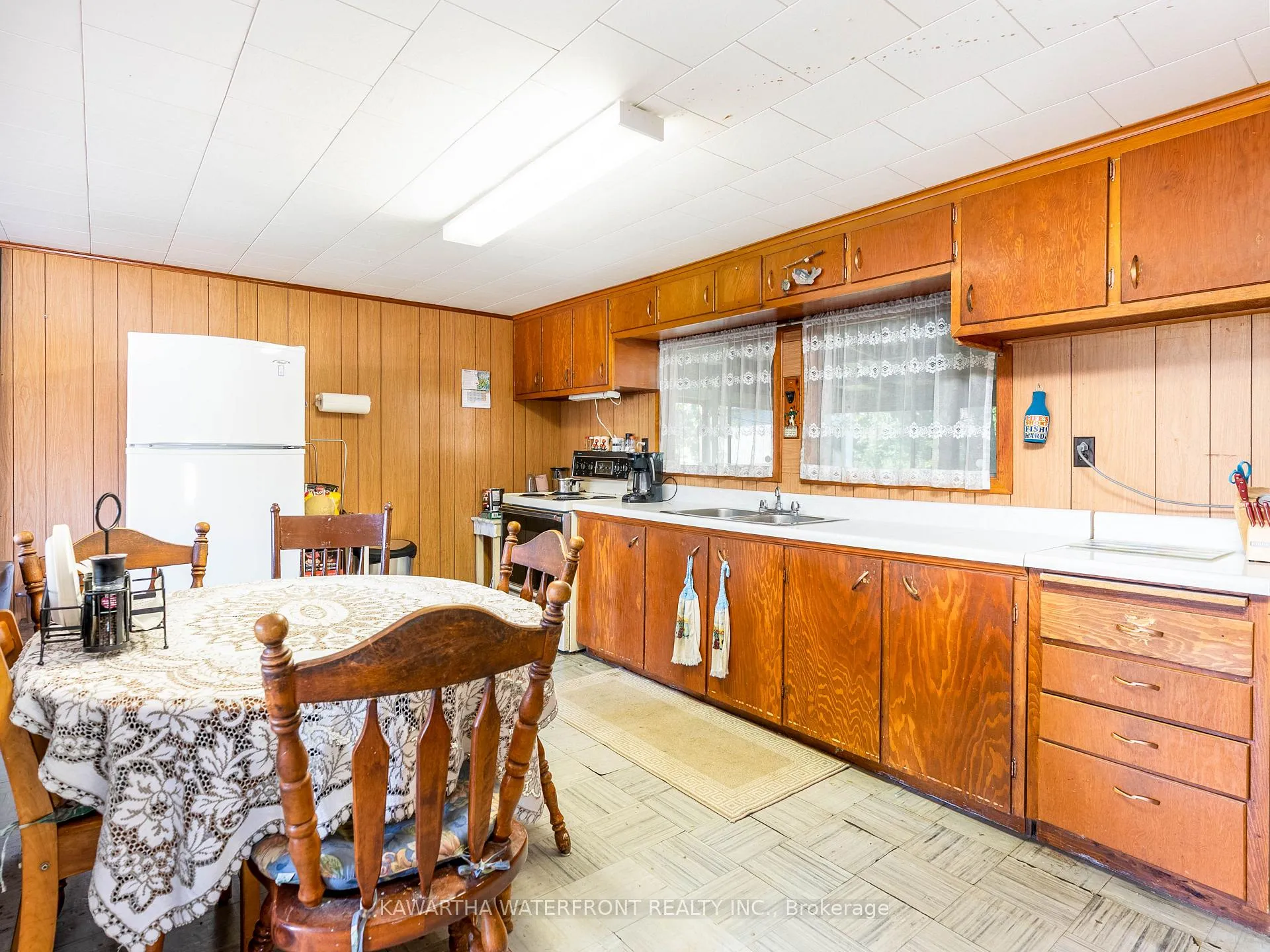 Photo 12 of 3 Sackitt Road, Kawartha Lakes, Fenelon — HOMEH