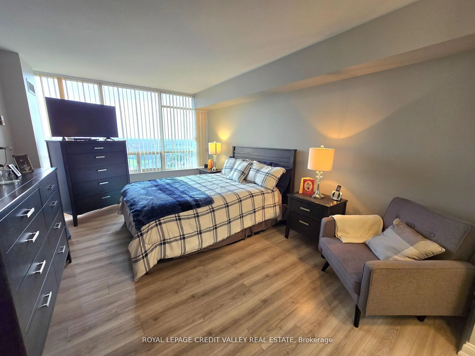 Photo 10 of Unit 2101, 24 Hanover Road, Brampton, Queen Street Corridor — HOMEH