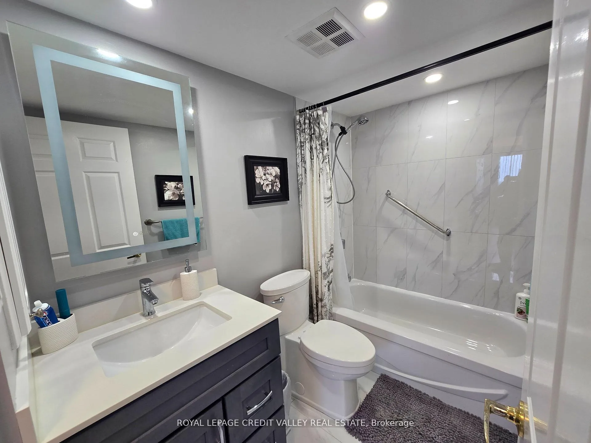 Photo 17 of Unit 2101, 24 Hanover Road, Brampton, Queen Street Corridor — HOMEH
