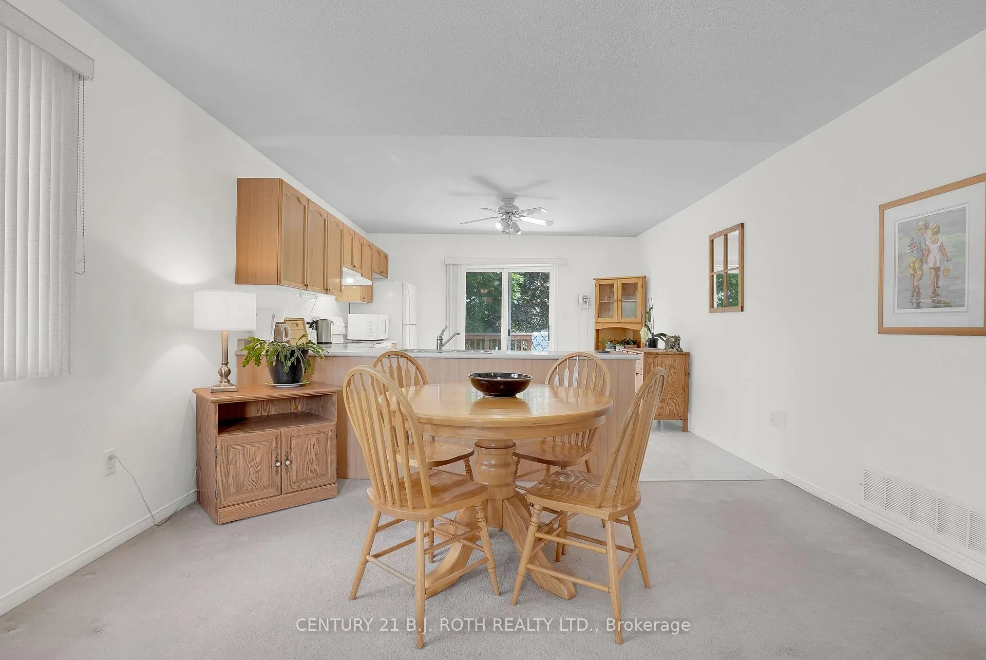 Photo 5 of 74 Peregrine Road, Barrie, Little Lake — HOMEH