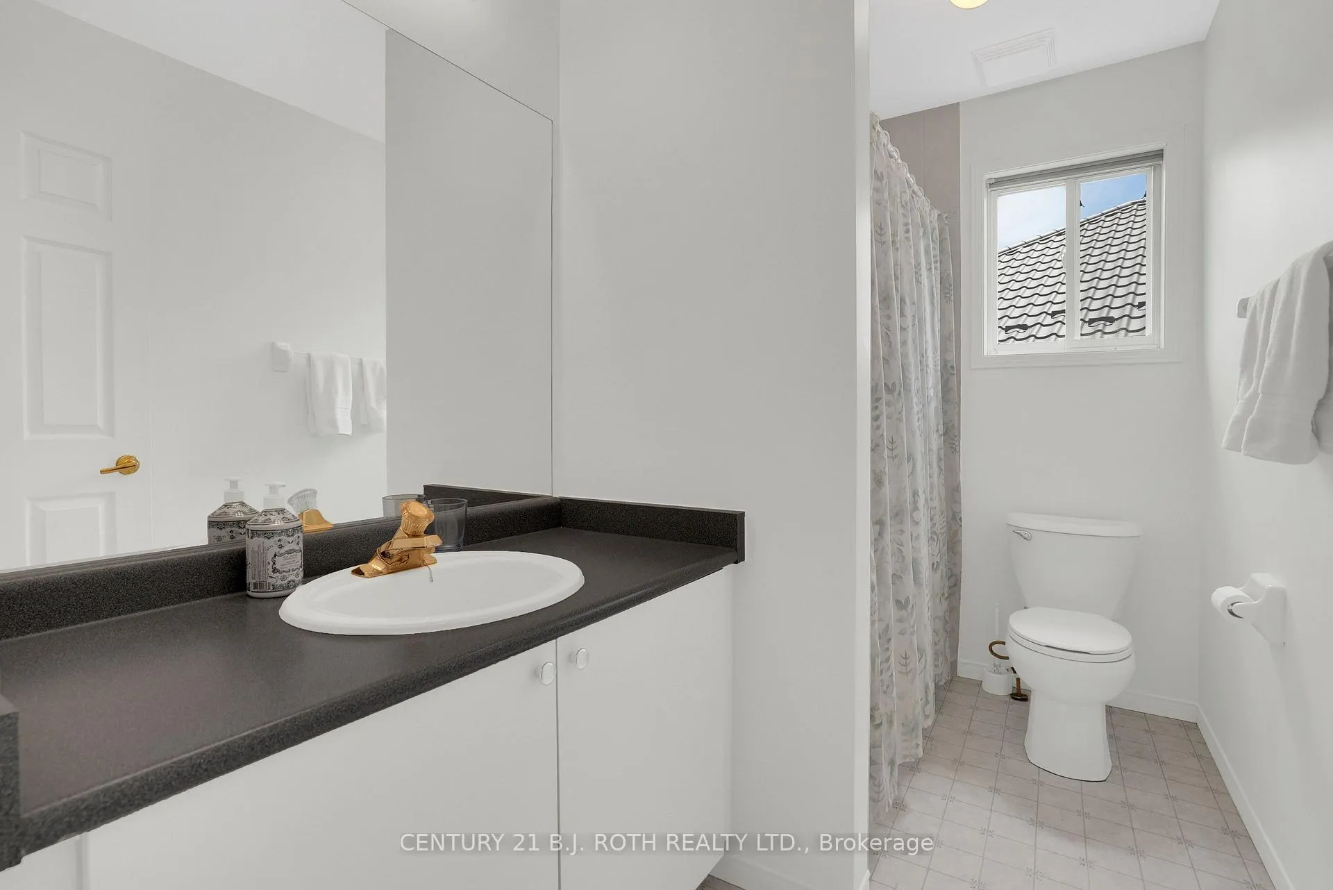 Photo 11 of 74 Peregrine Road, Barrie, Little Lake — HOMEH
