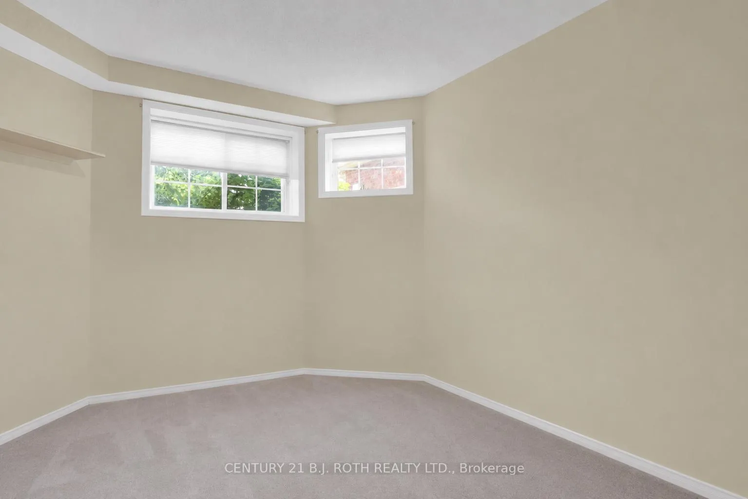Photo 16 of 74 Peregrine Road, Barrie, Little Lake — HOMEH