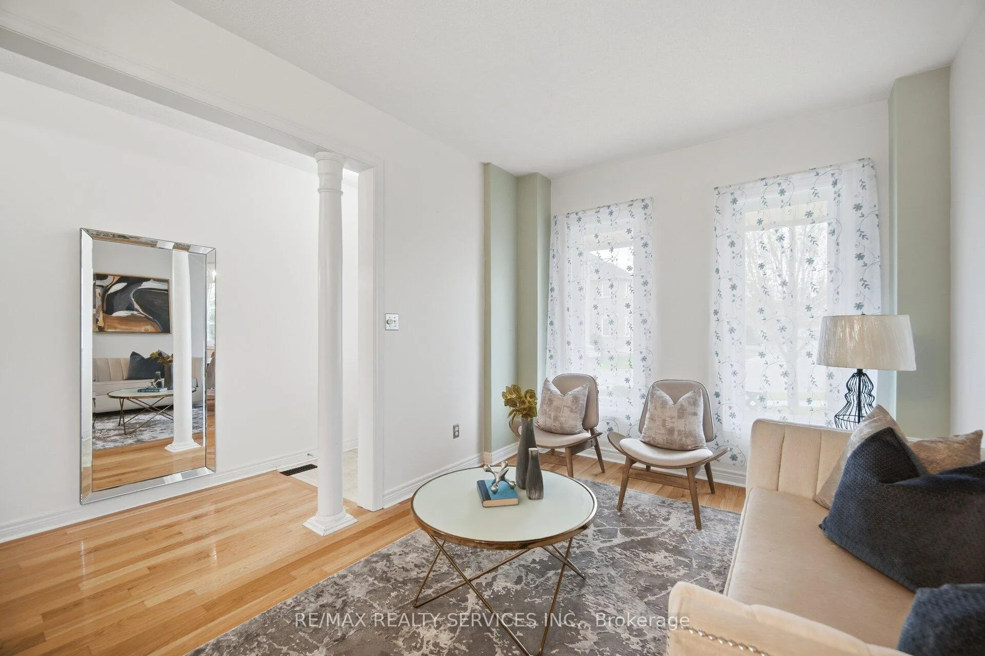 Photo 9 of 40 Sir Jacobs Crescent, Brampton, Fletcher's Meadow — HOMEH