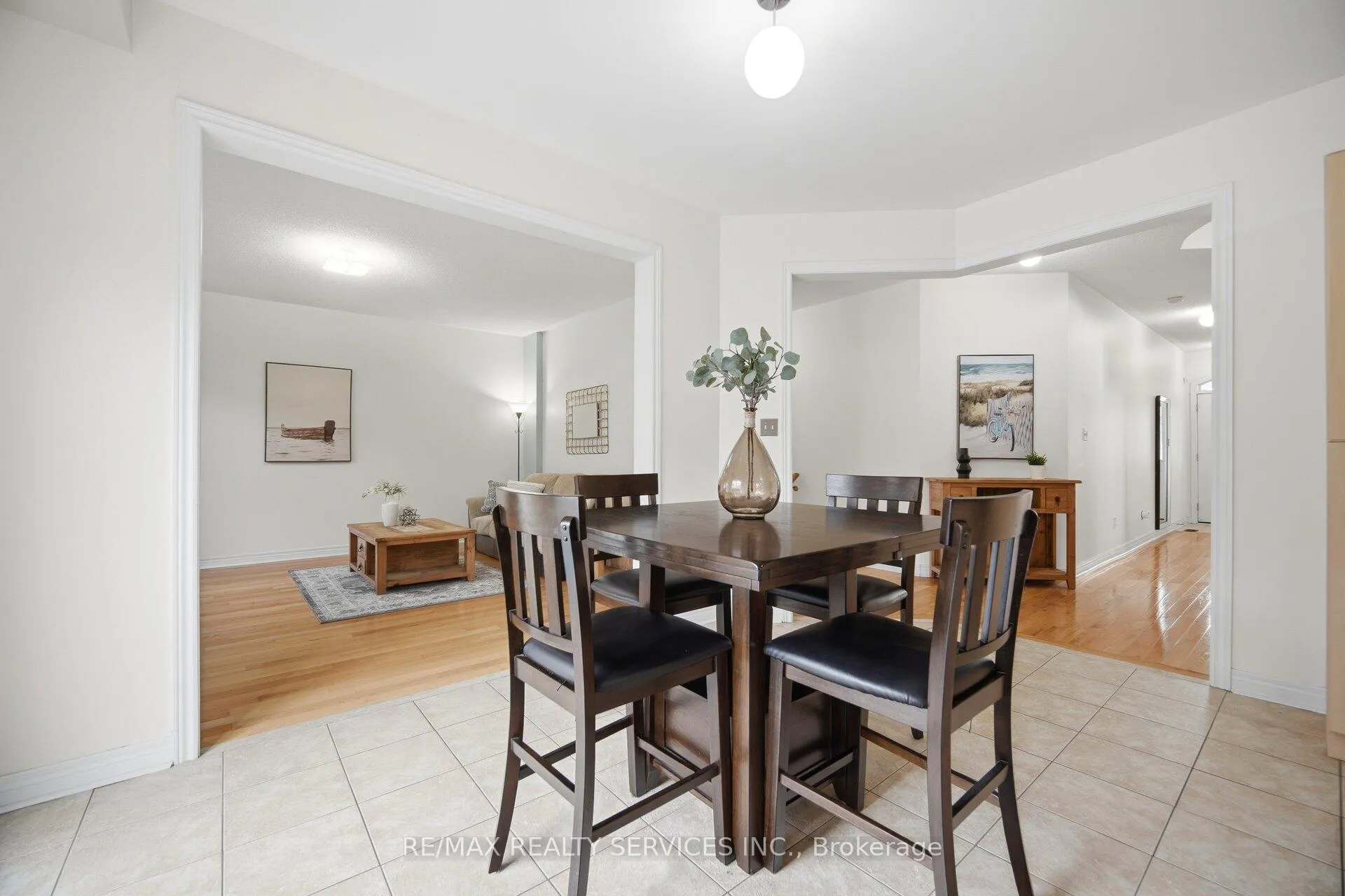 Photo 17 of 40 Sir Jacobs Crescent, Brampton, Fletcher's Meadow — HOMEH