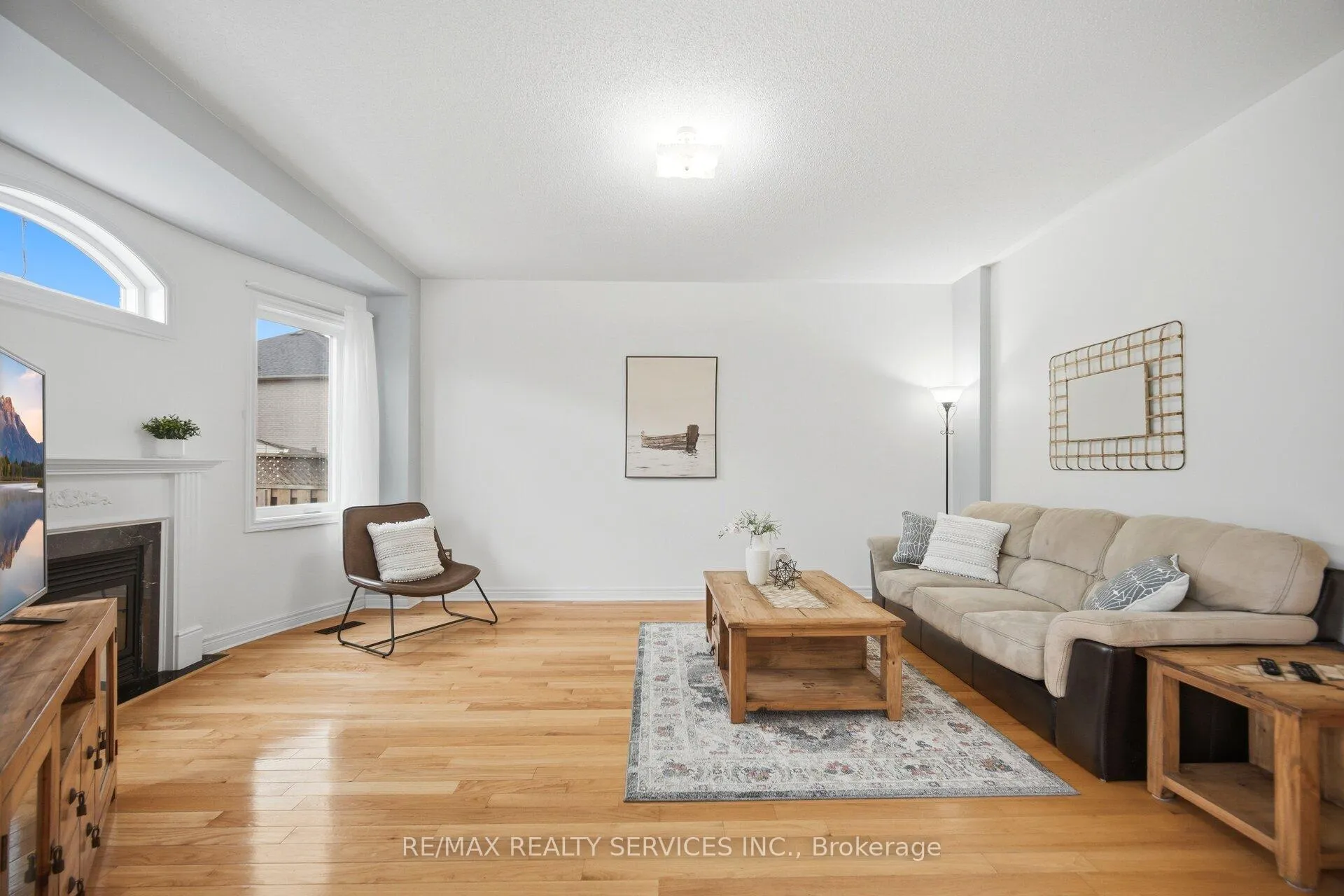 Photo 21 of 40 Sir Jacobs Crescent, Brampton, Fletcher's Meadow — HOMEH