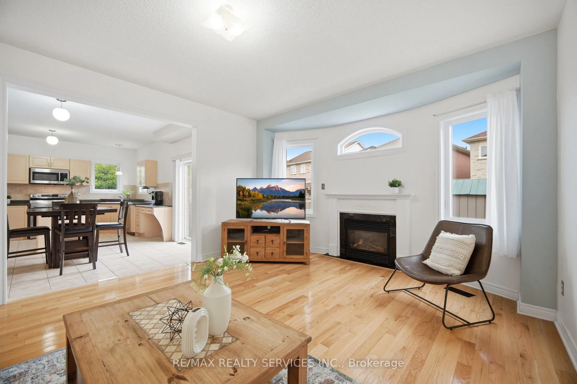 Photo 22 of 40 Sir Jacobs Crescent, Brampton, Fletcher's Meadow — HOMEH
