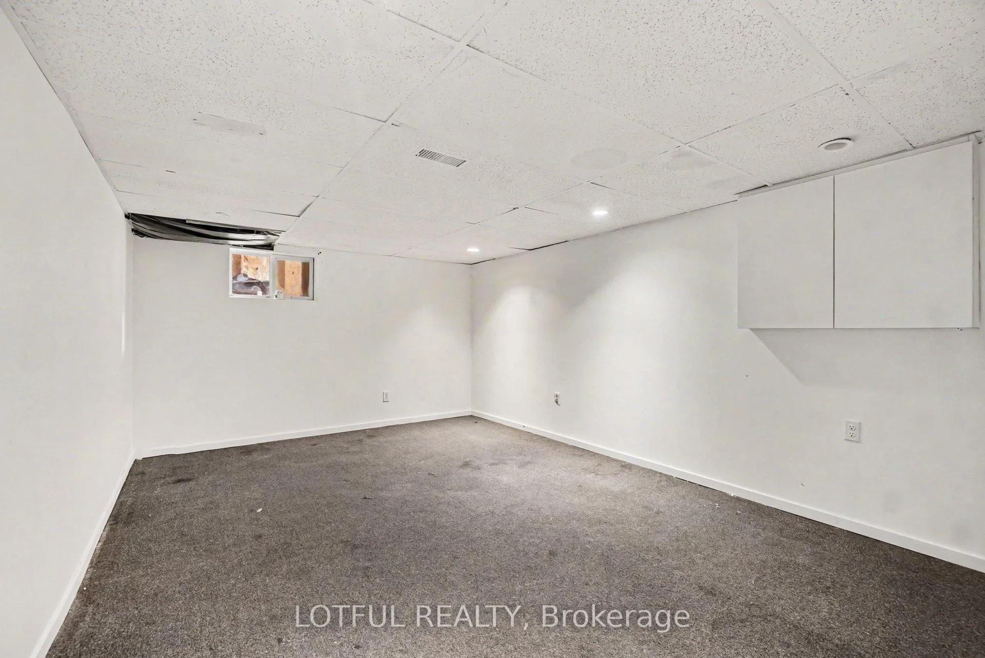 Photo 24 of 832 Rex Avenue, Ottawa, McKellar Heights — HOMEH