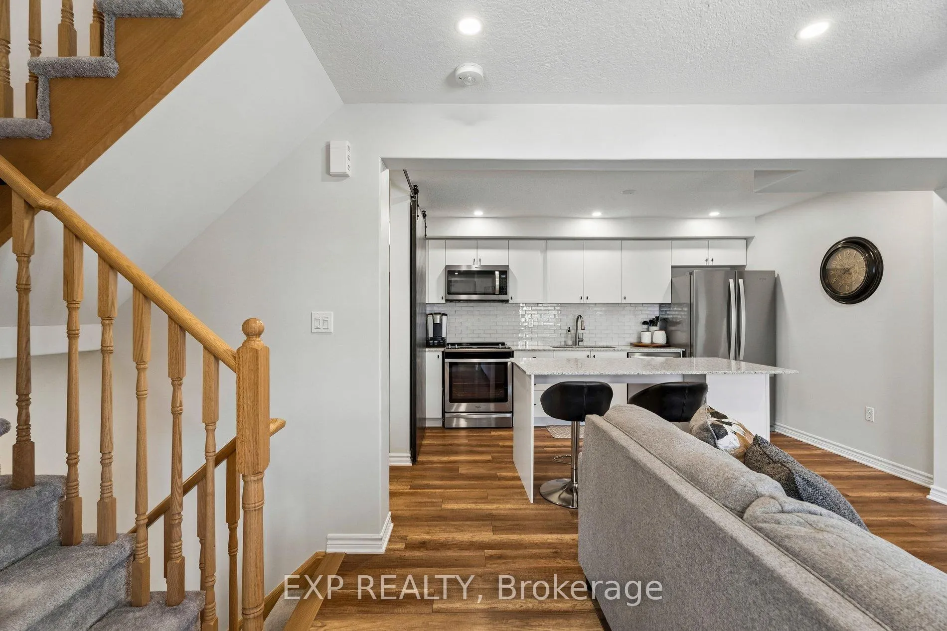 Photo 7 of 38 Andean Lane, Barrie, Rural Barrie Southwest — HOMEH