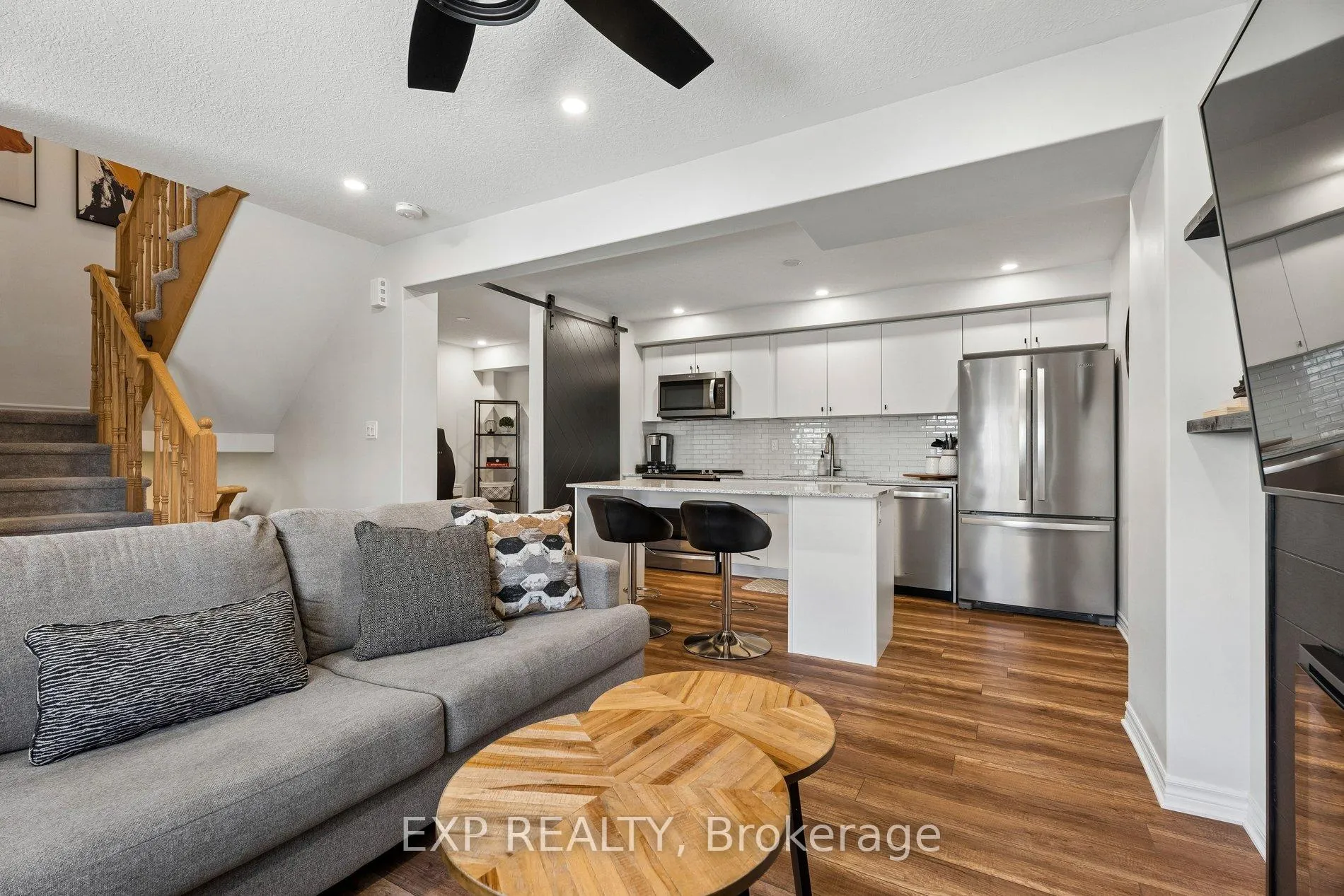 Photo 10 of 38 Andean Lane, Barrie, Rural Barrie Southwest — HOMEH