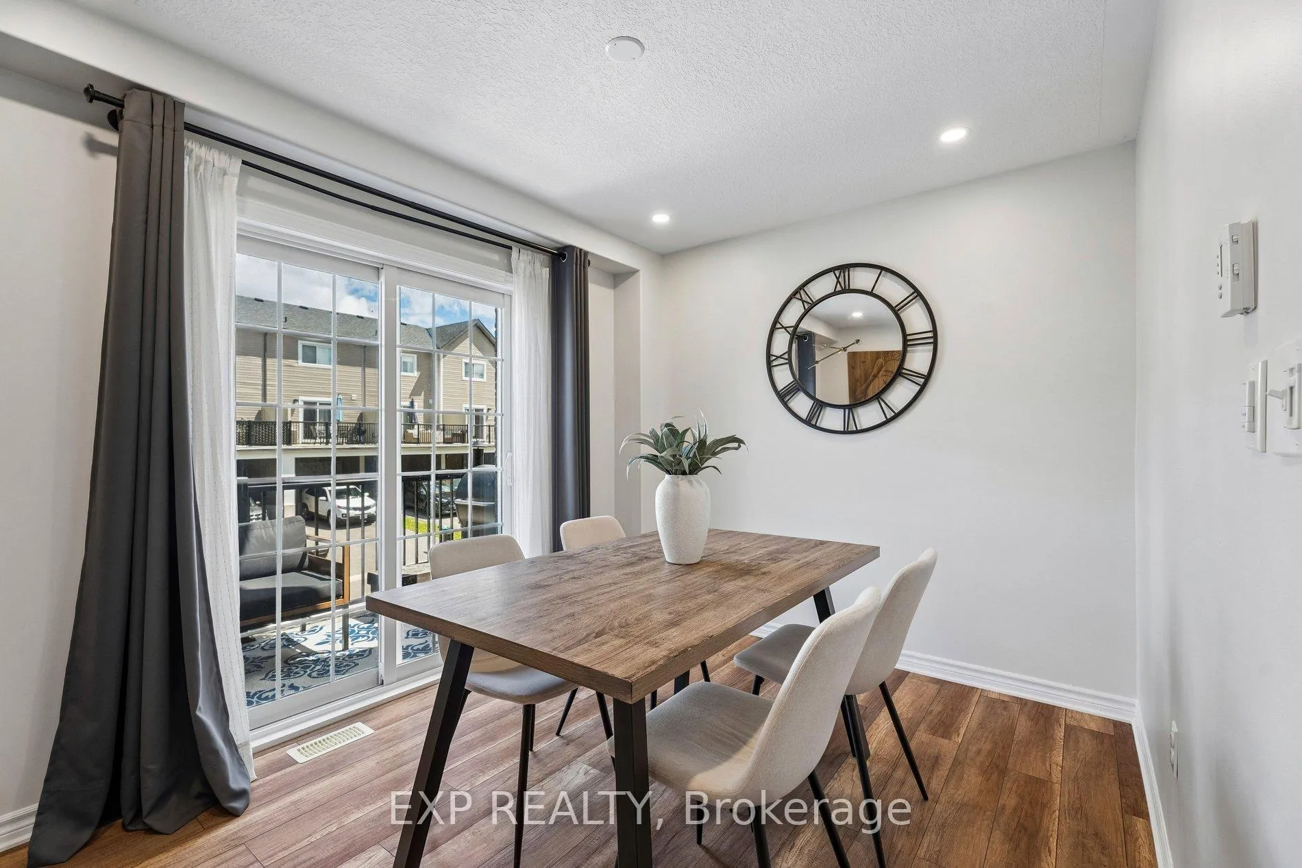 Photo 16 of 38 Andean Lane, Barrie, Rural Barrie Southwest — HOMEH