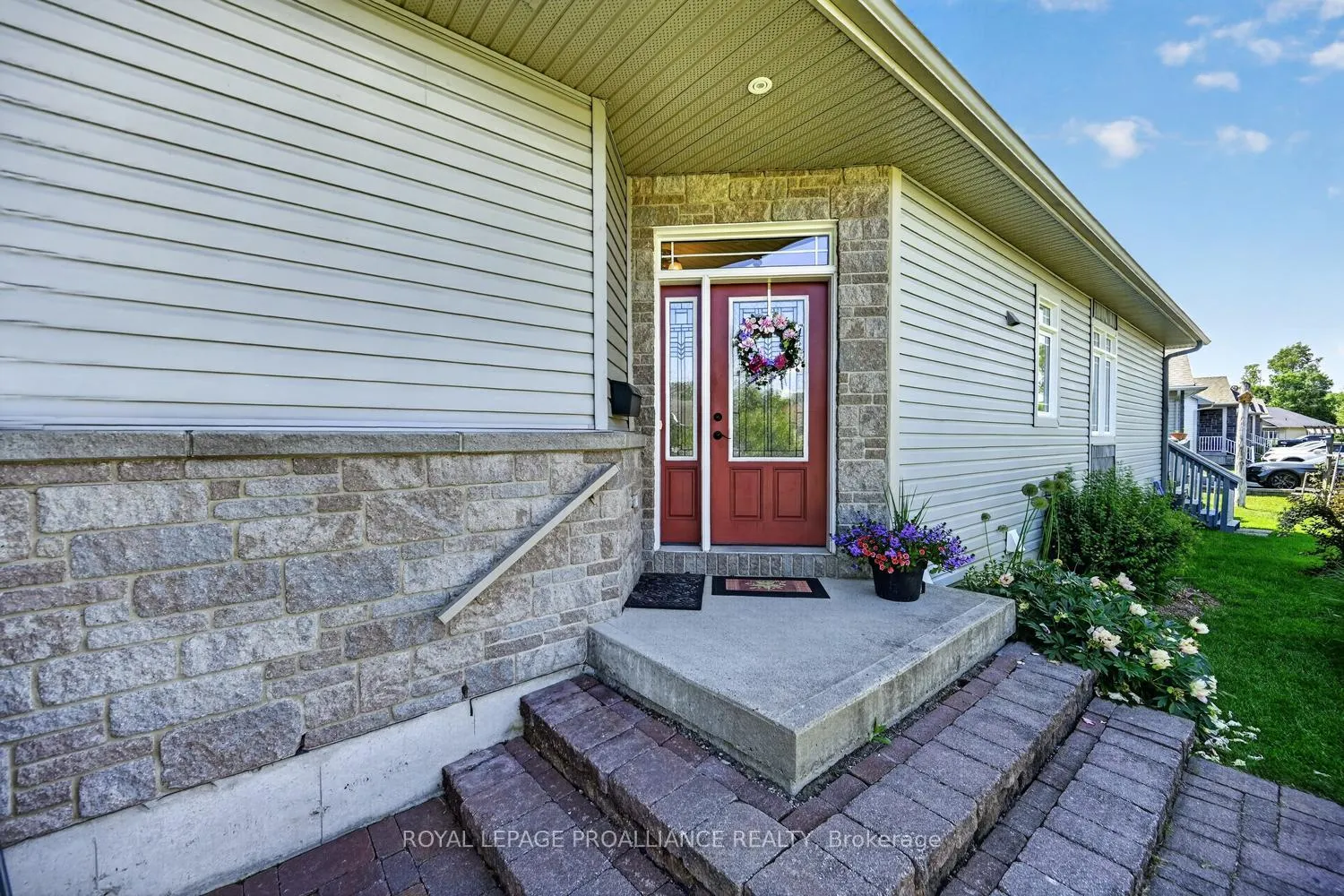 Photo 6 of 422 Brock Street, Brockville, Brockville — HOMEH