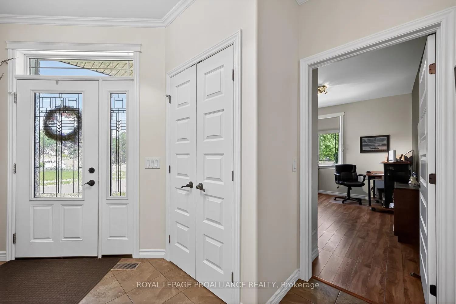 Photo 9 of 422 Brock Street, Brockville, Brockville — HOMEH