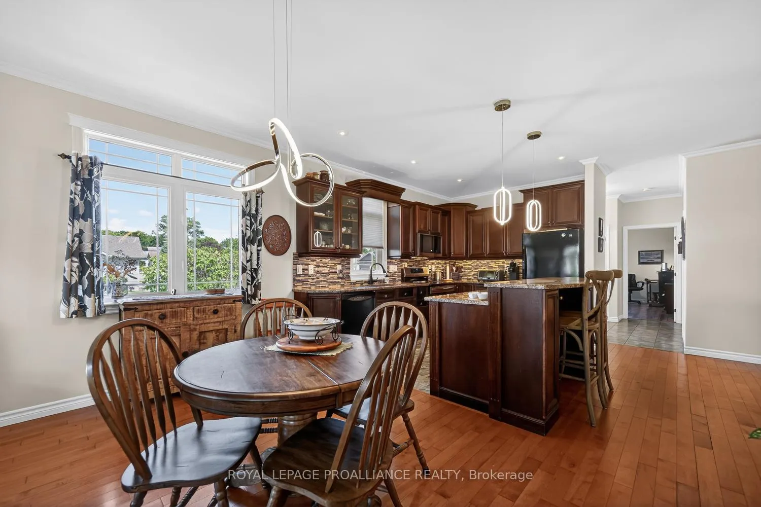 Photo 18 of 422 Brock Street, Brockville, Brockville — HOMEH