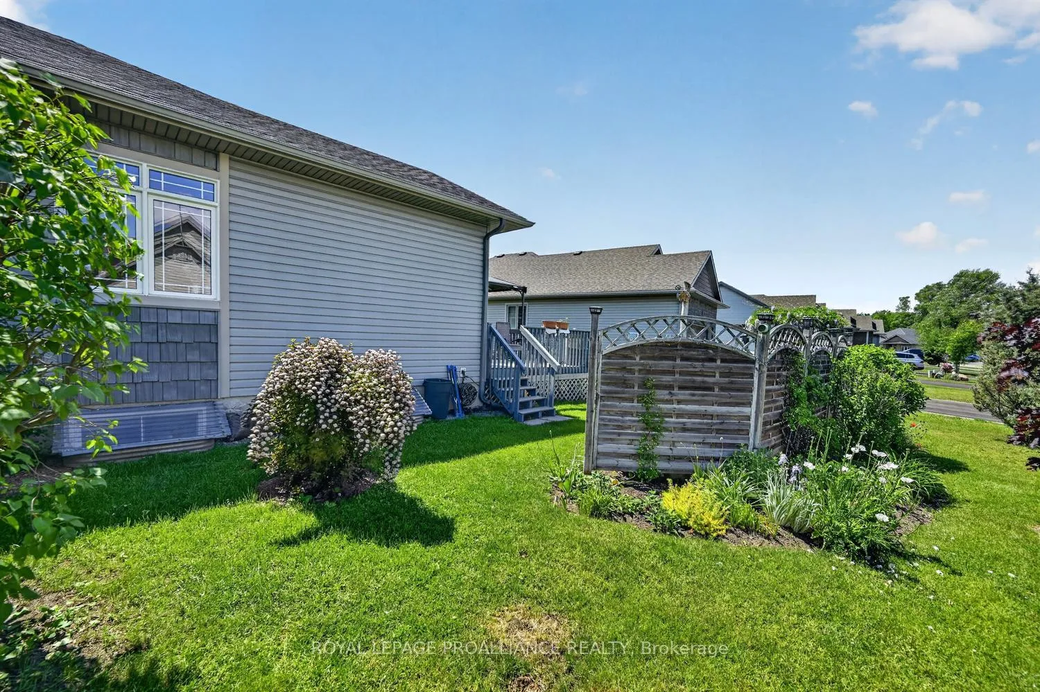Photo 43 of 422 Brock Street, Brockville, Brockville — HOMEH