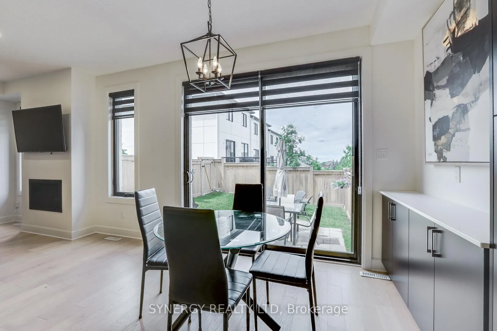 Photo 16 of 943 Upperpoint Avenue, London, South B — HOMEH
