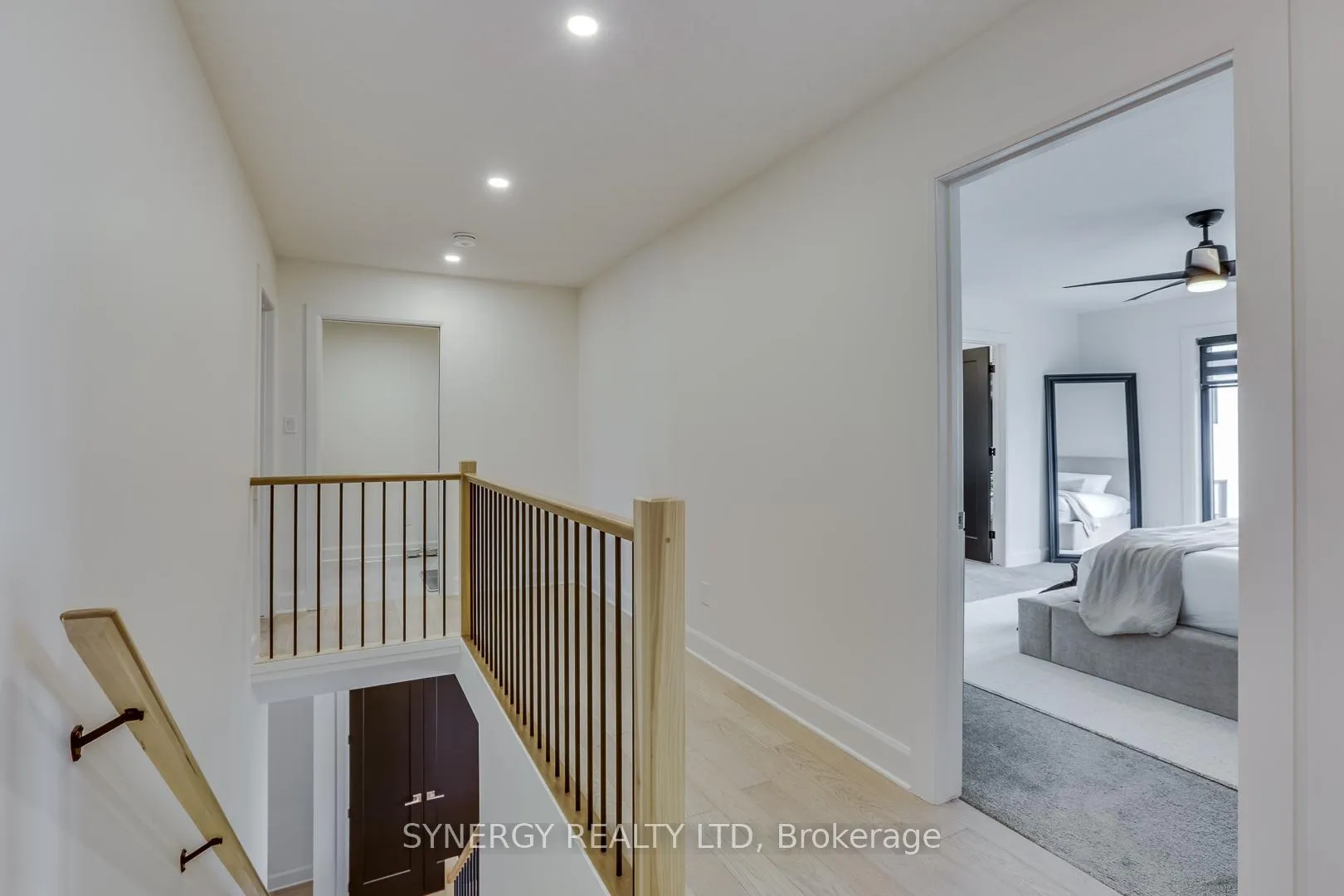 Photo 22 of 943 Upperpoint Avenue, London, South B — HOMEH