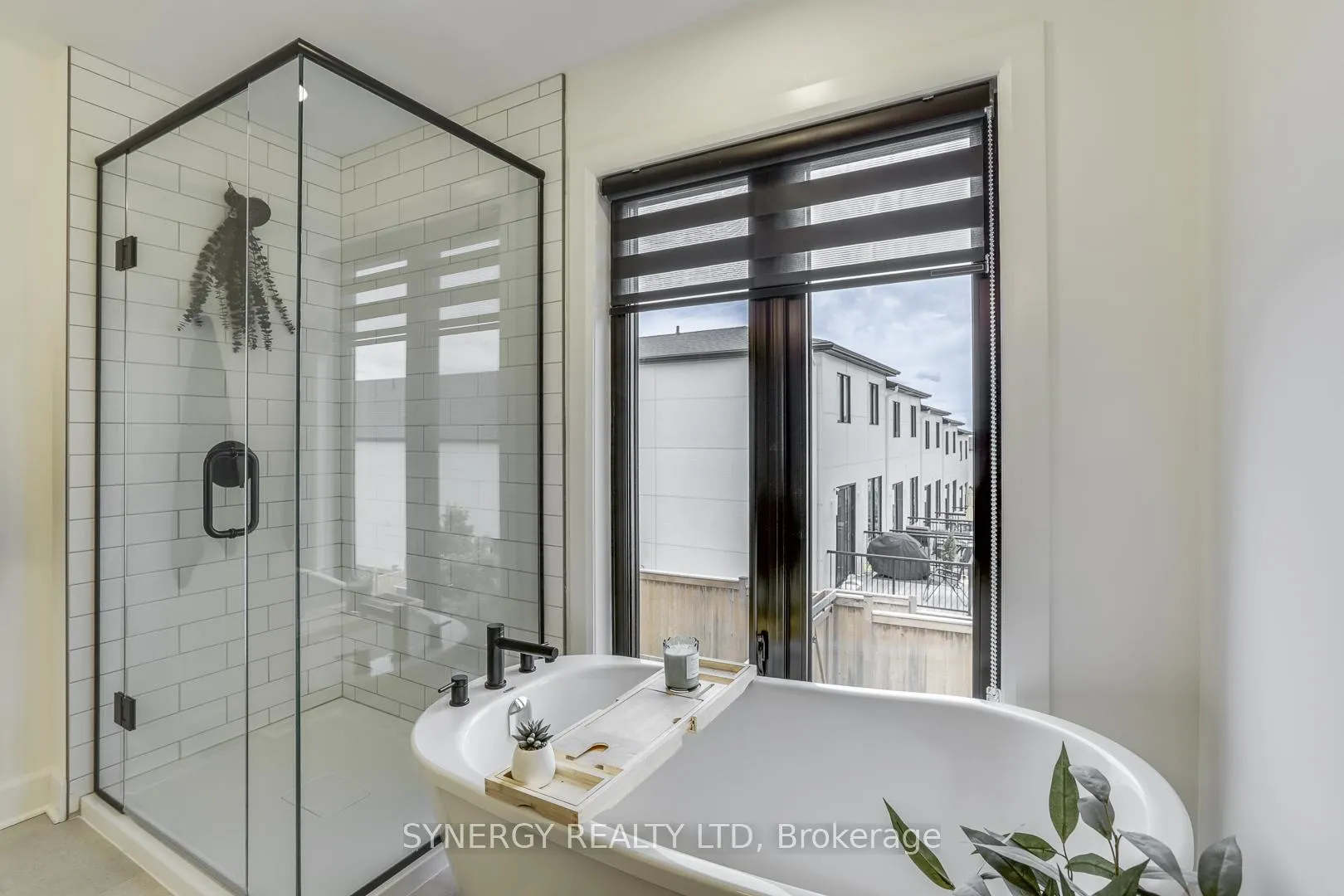 Photo 30 of 943 Upperpoint Avenue, London, South B — HOMEH